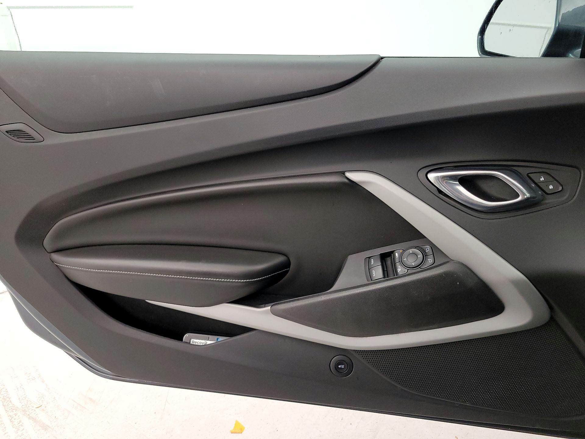 Thumbnail: 2020 Chevrolet Camaro - 12