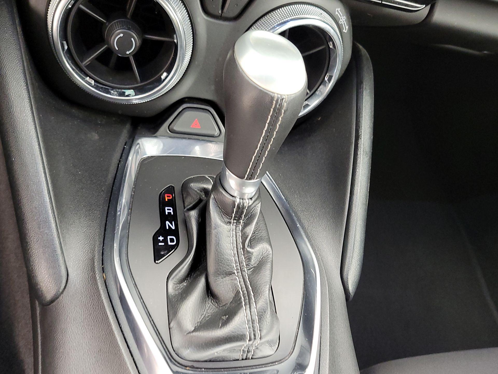 Thumbnail: 2020 Chevrolet Camaro - 18