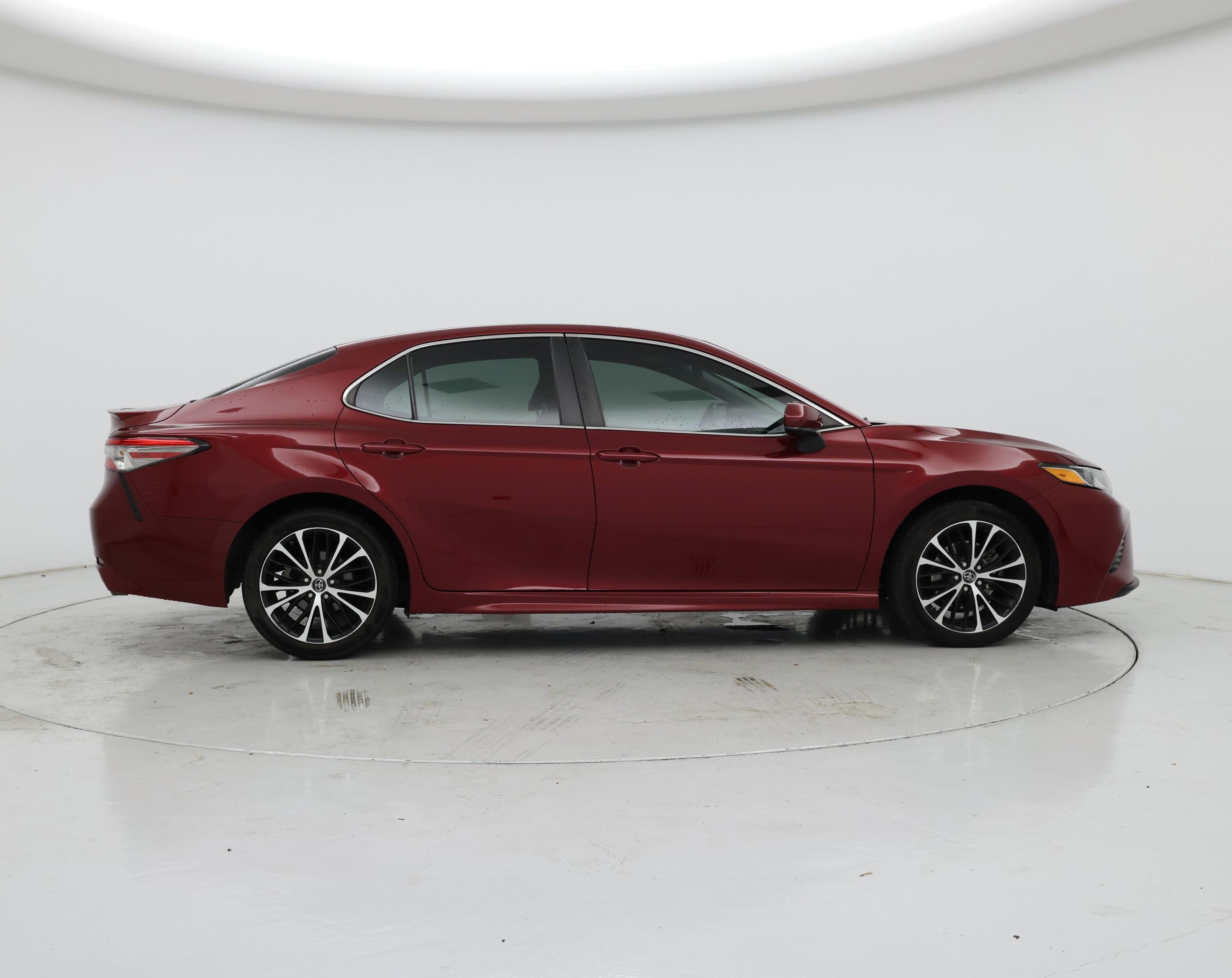 Thumbnail: 2018 Toyota Camry - 7