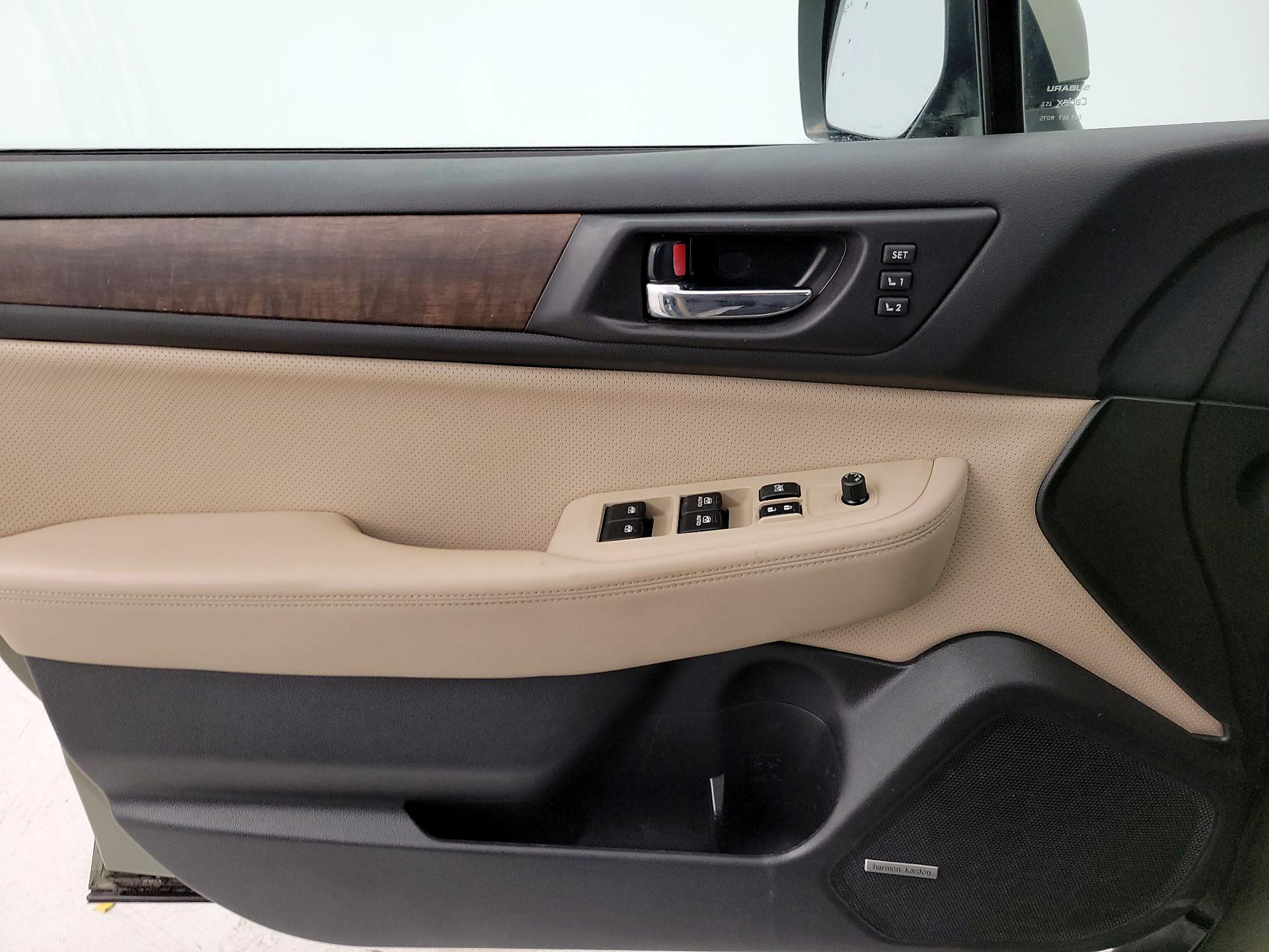 Thumbnail: 2016 Subaru Outback - 12