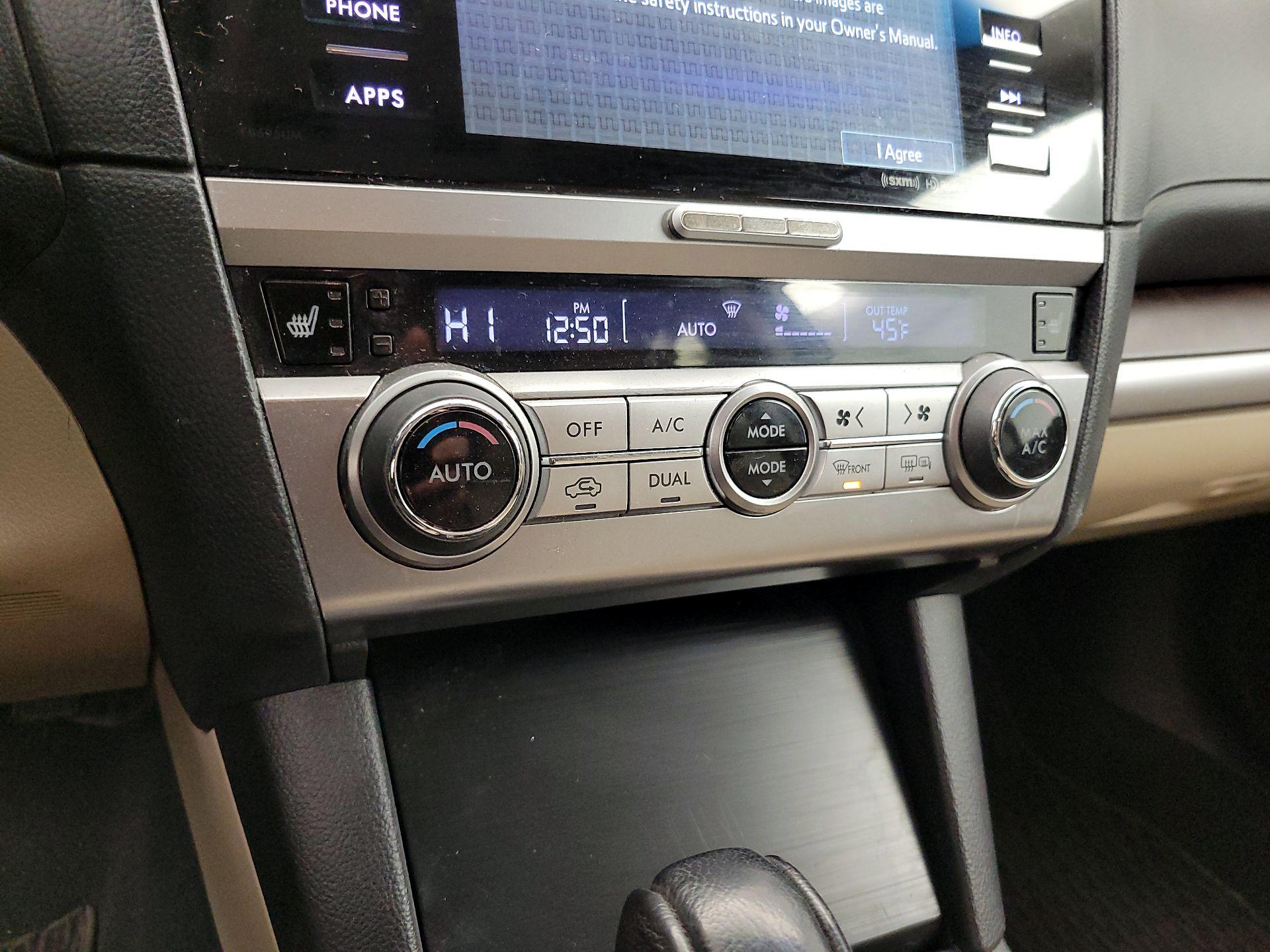 Thumbnail: 2016 Subaru Outback - 16