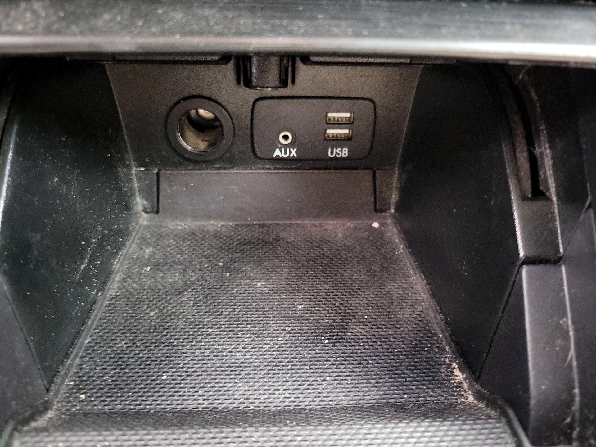 Thumbnail: 2016 Subaru Outback - 18