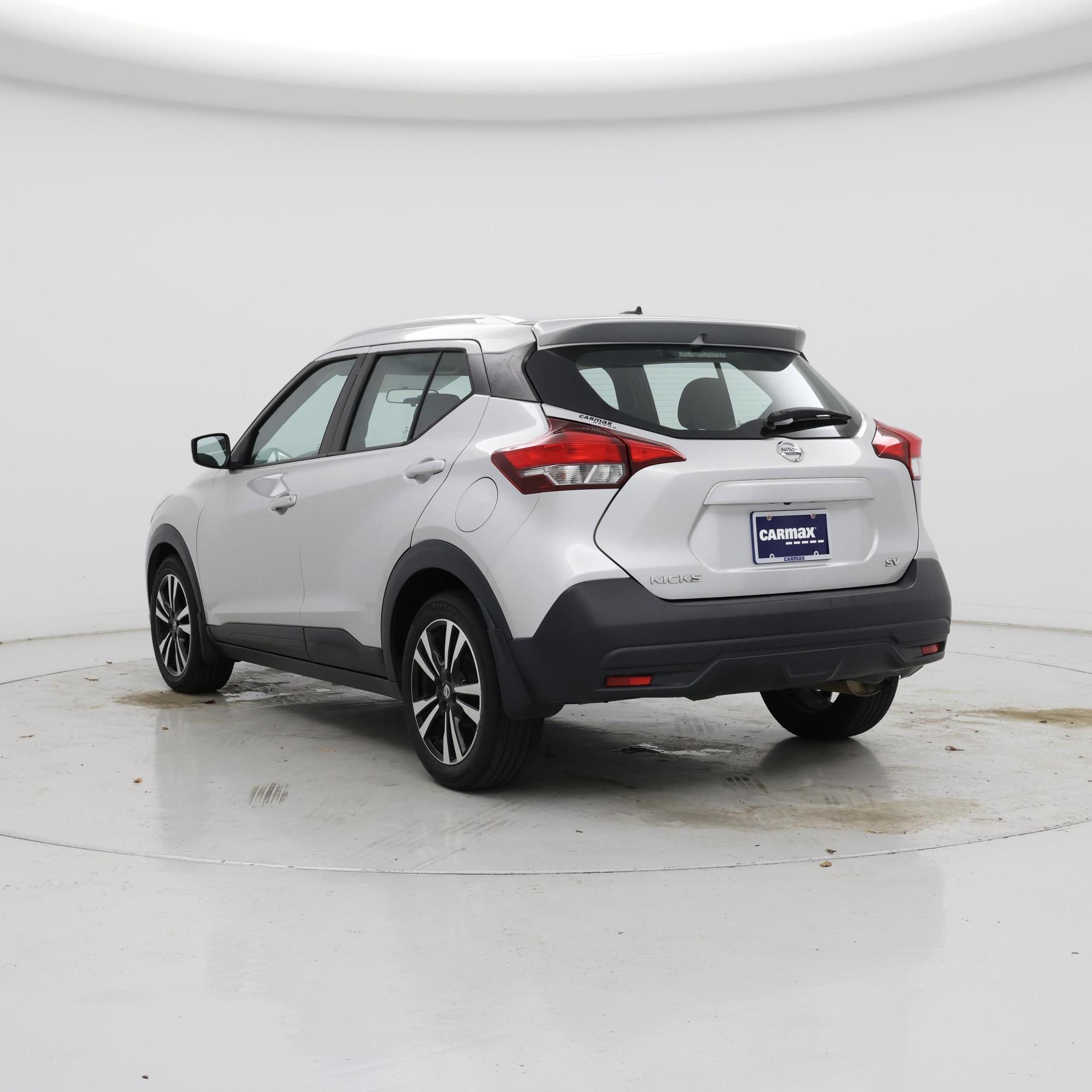 Thumbnail: 2019 Nissan Kicks - 2