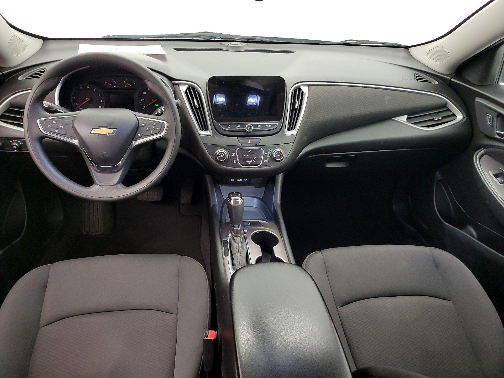 Thumbnail: 2019 Chevrolet Malibu - 9