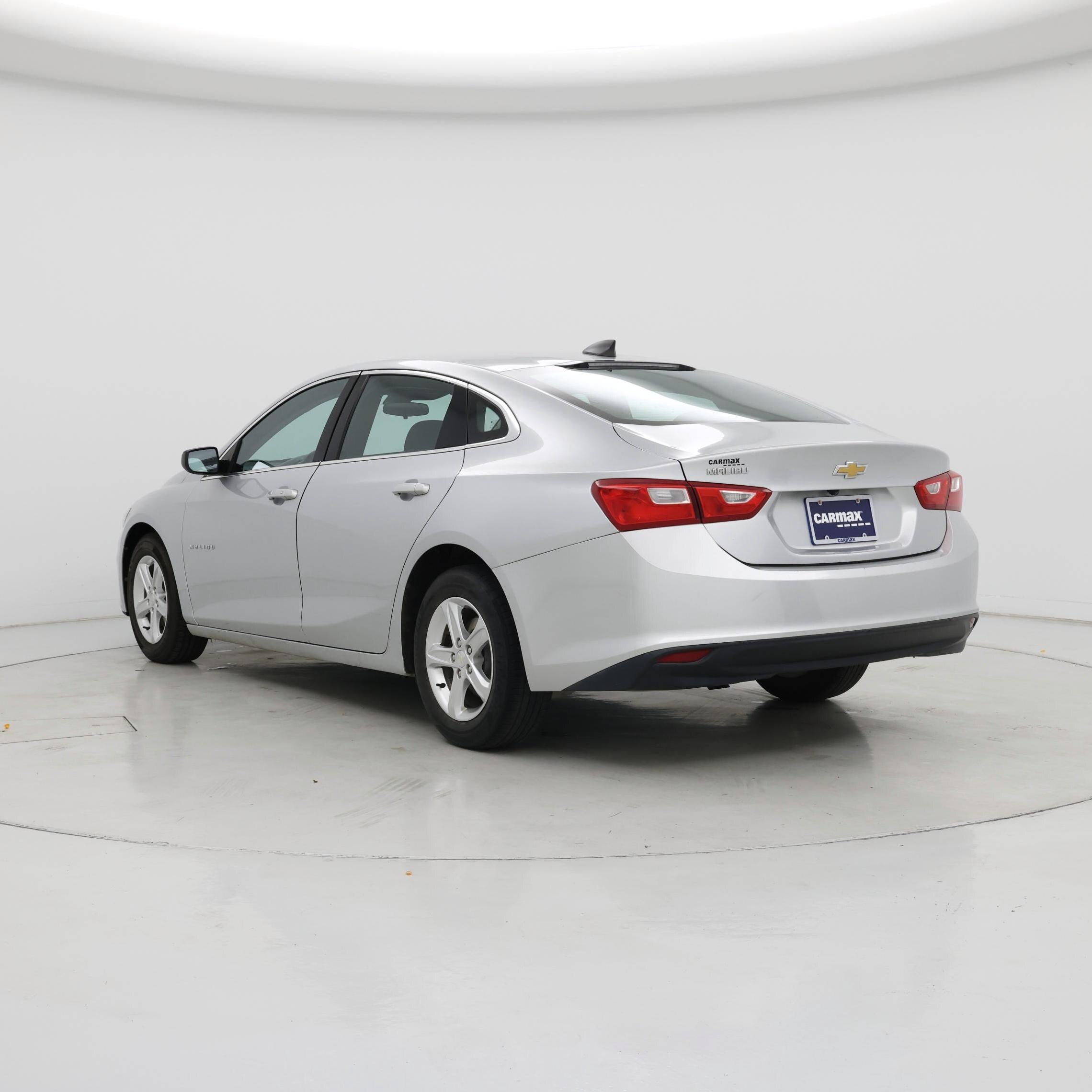 Thumbnail: 2019 Chevrolet Malibu - 2