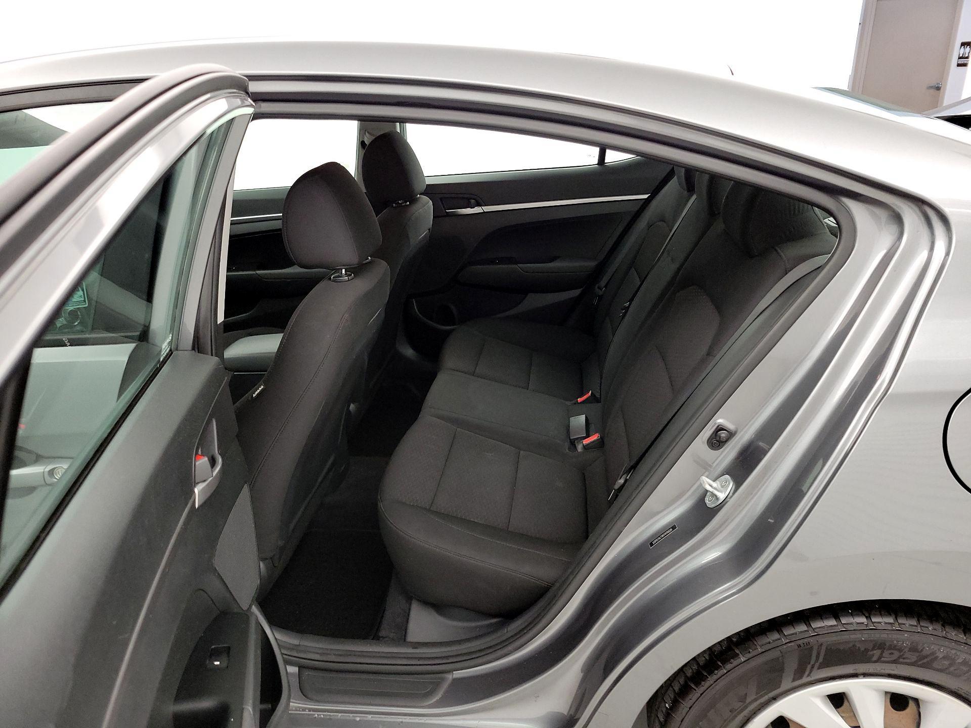 Thumbnail: 2019 Hyundai Elantra - 19