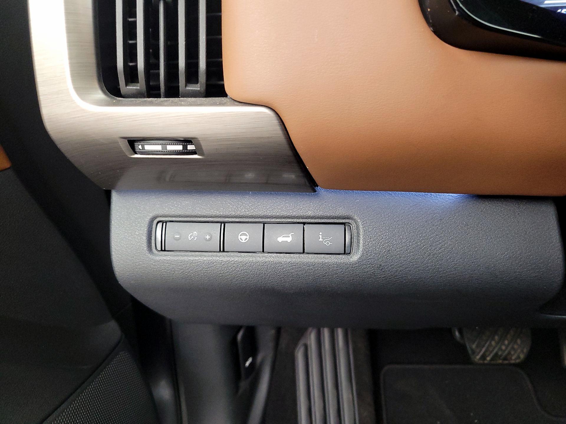 Thumbnail: 2023 Nissan Pathfinder - 13