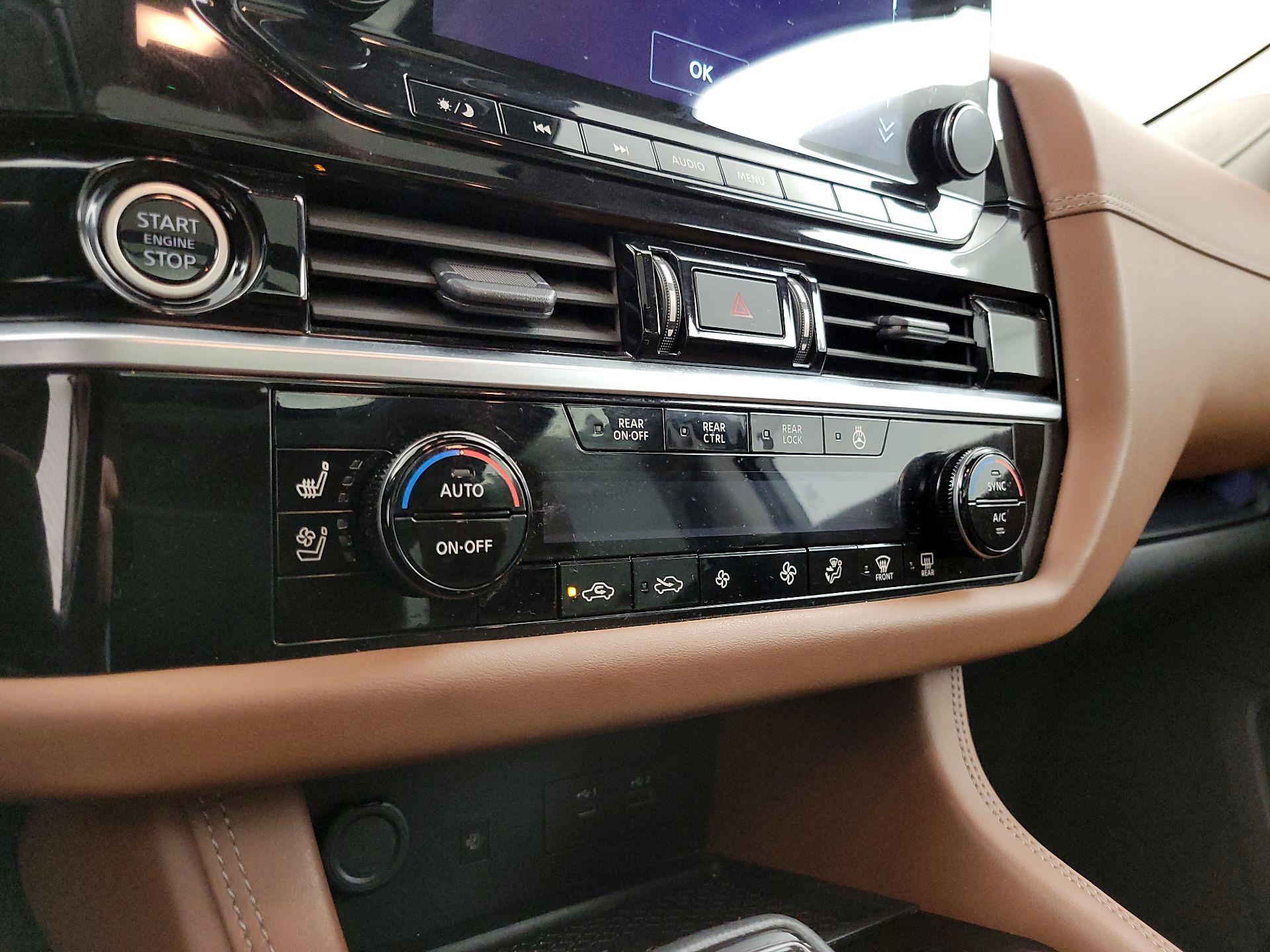 Thumbnail: 2023 Nissan Pathfinder - 17