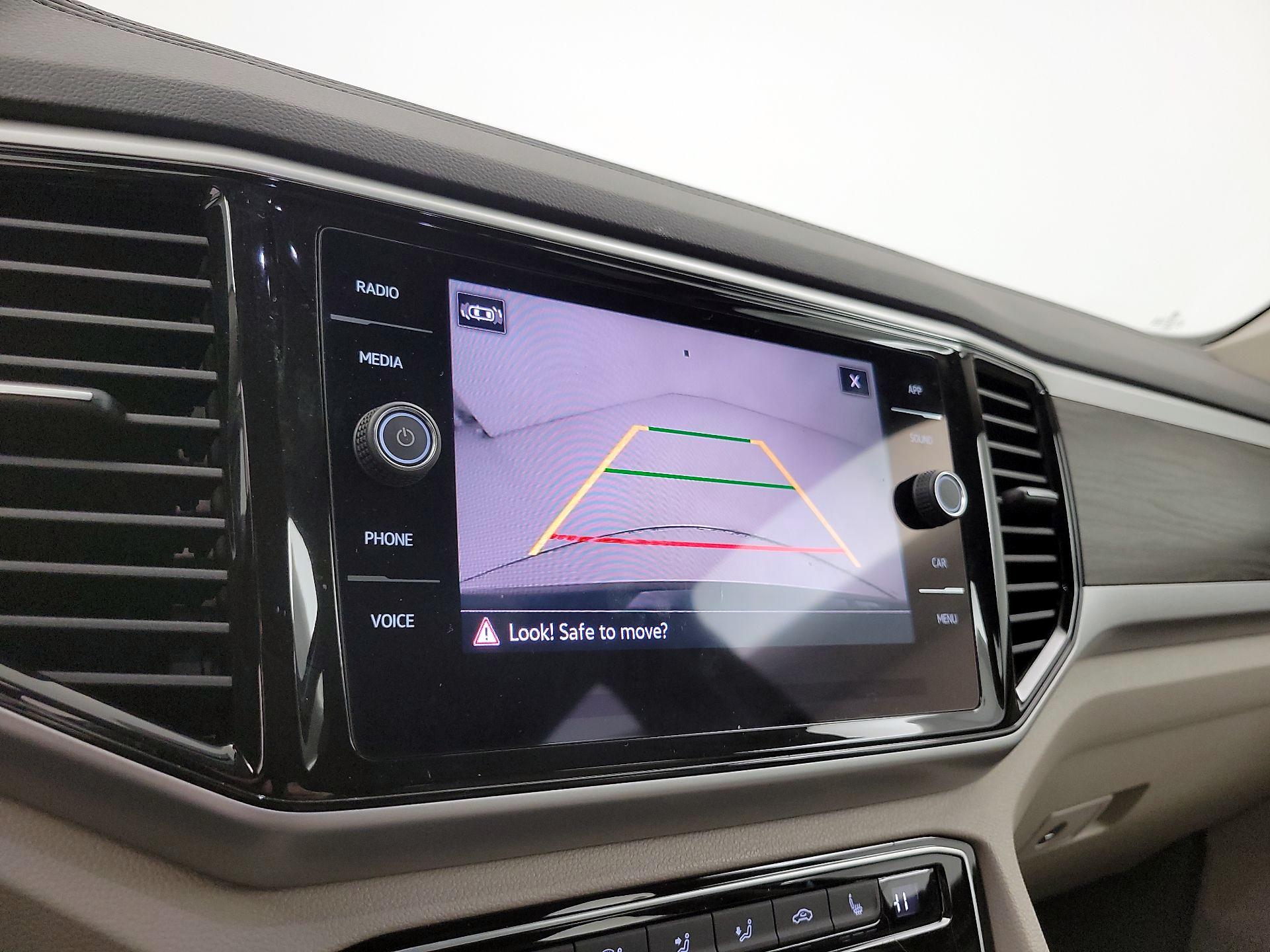 Thumbnail: 2023 Volkswagen Atlas - 14