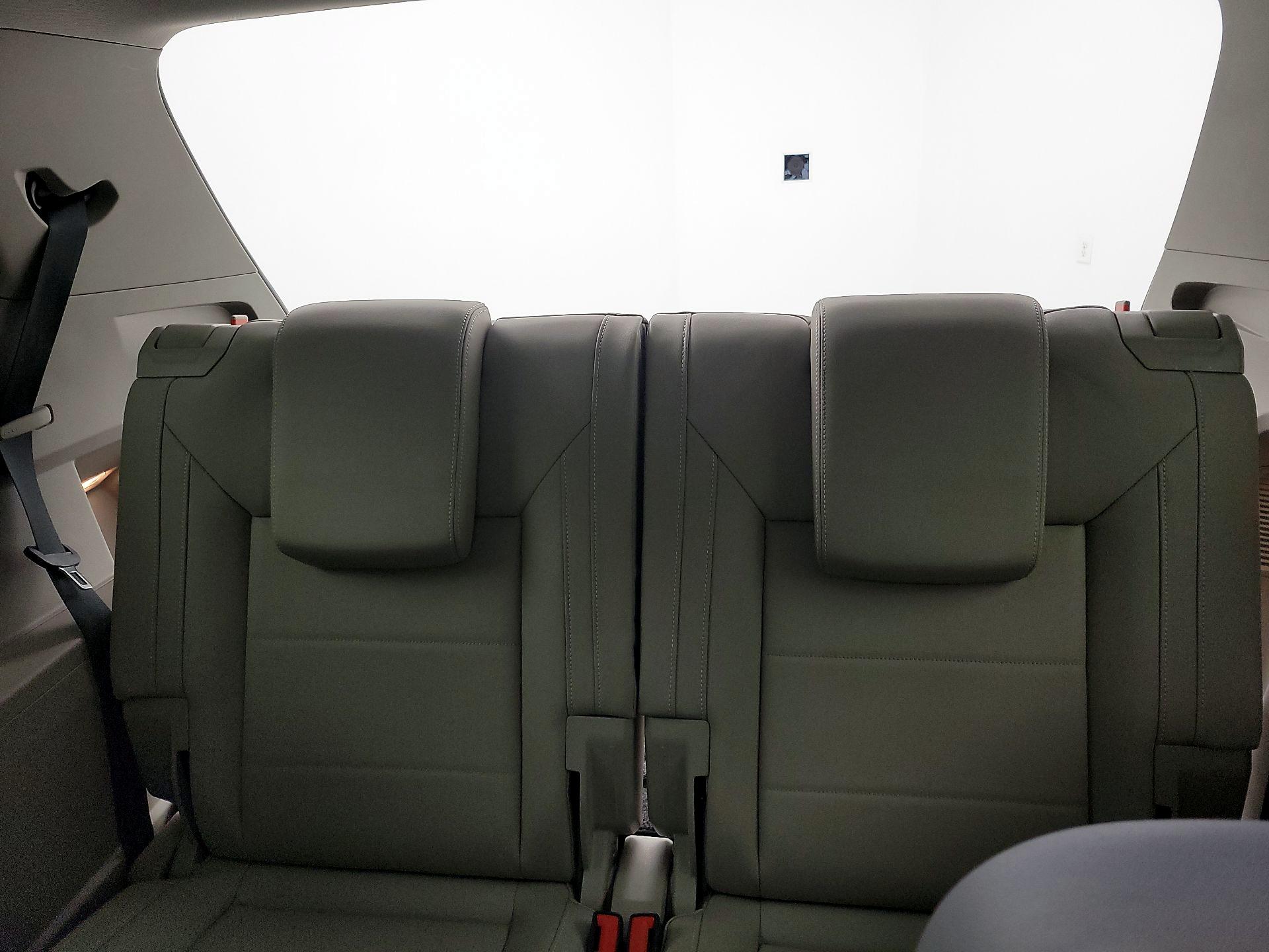 Thumbnail: 2023 Volkswagen Atlas - 20