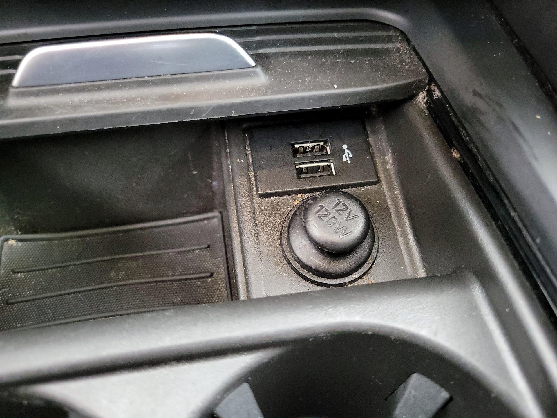 Thumbnail: 2019 INFINITI QX50 - 19