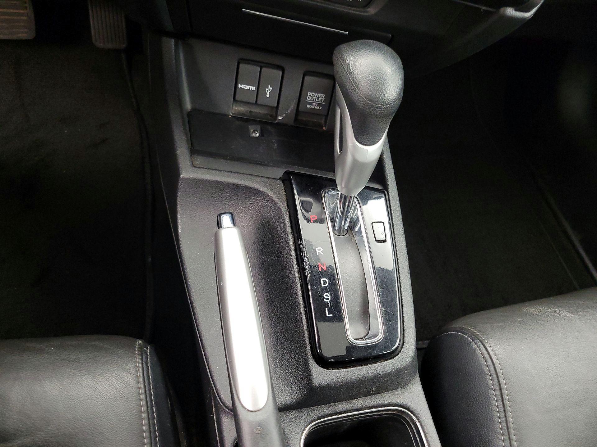 Thumbnail: 2015 Honda Civic - 17