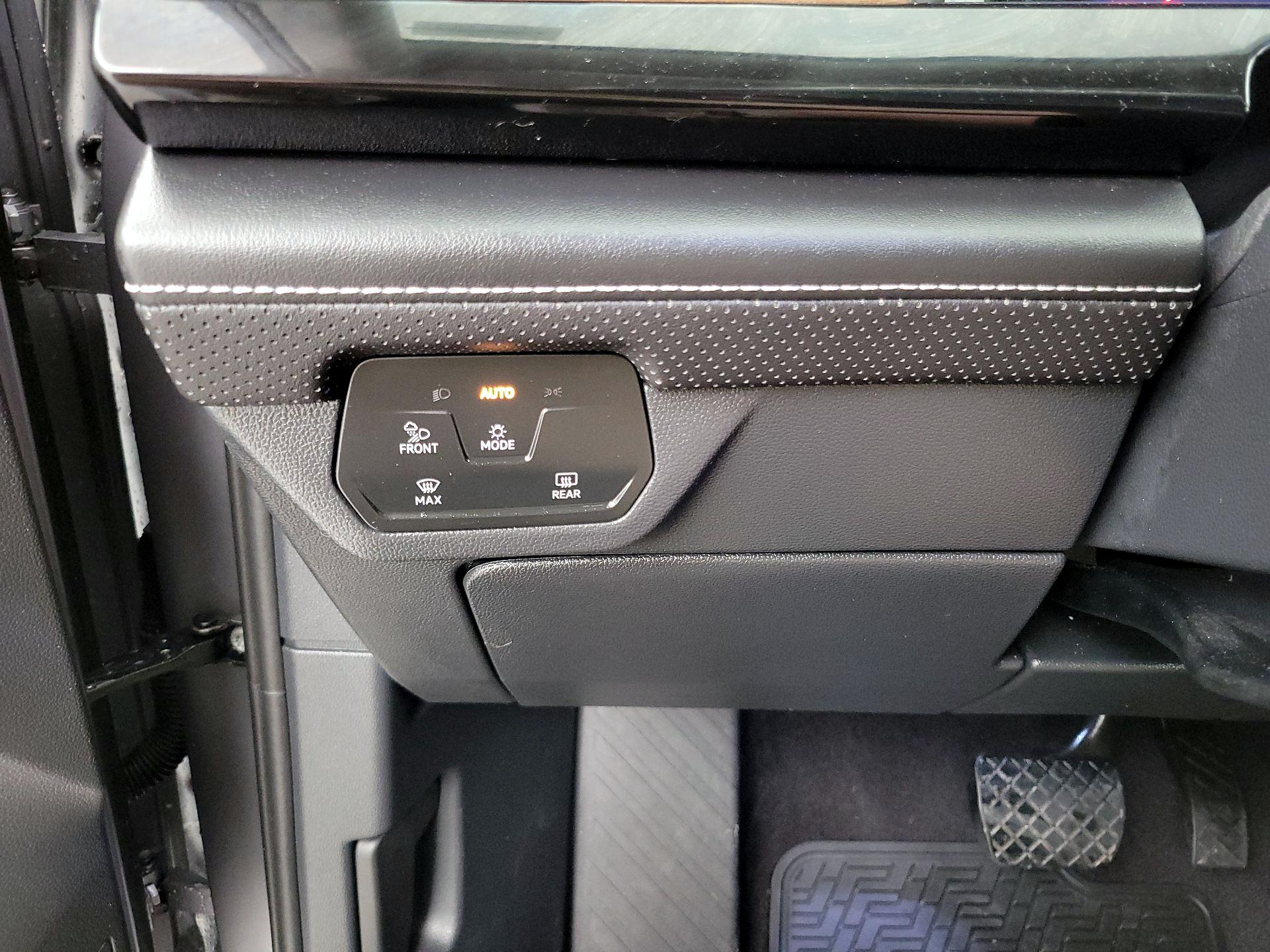 Thumbnail: 2024 Volkswagen Atlas - 13