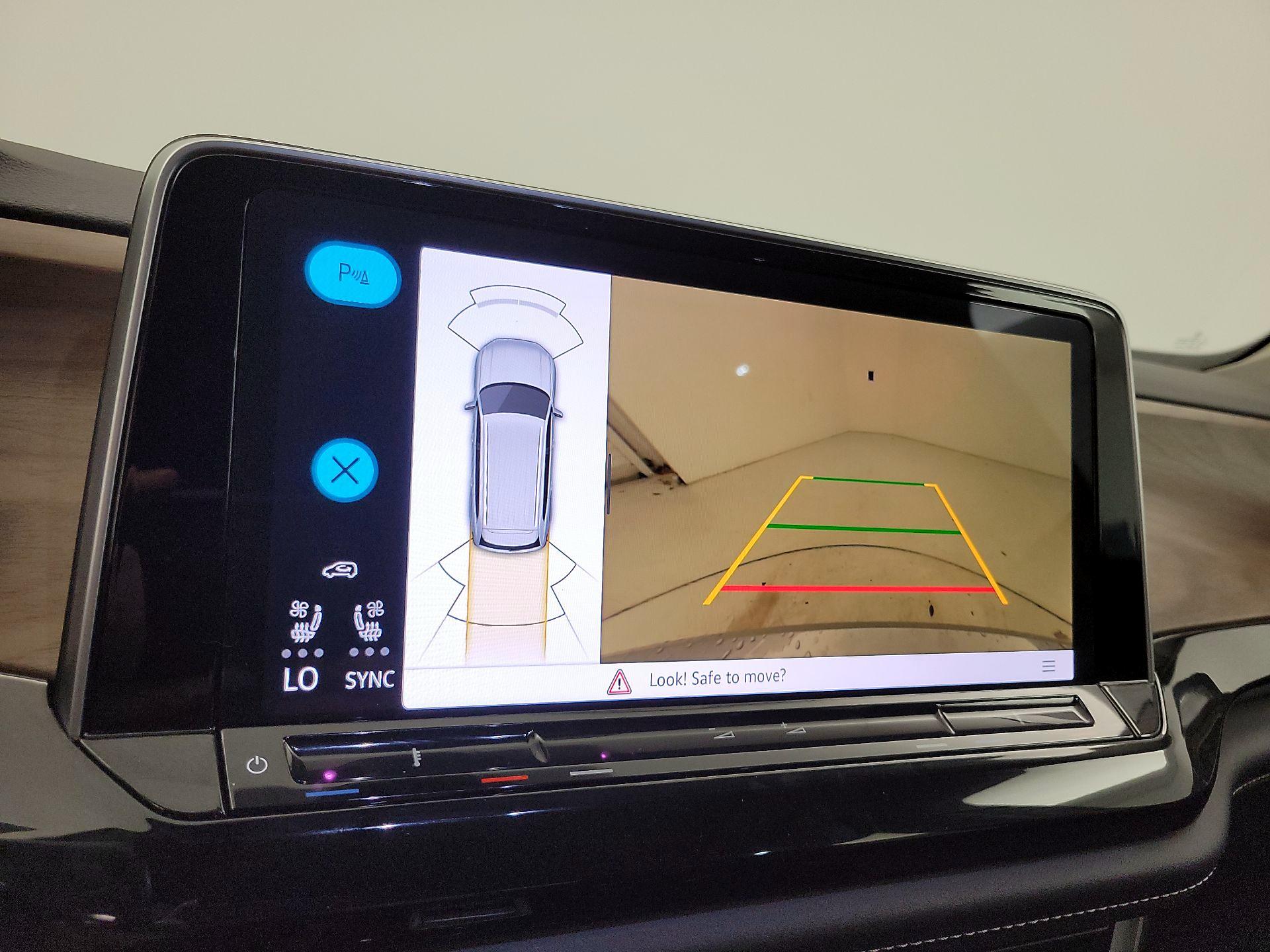 Thumbnail: 2024 Volkswagen Atlas - 14