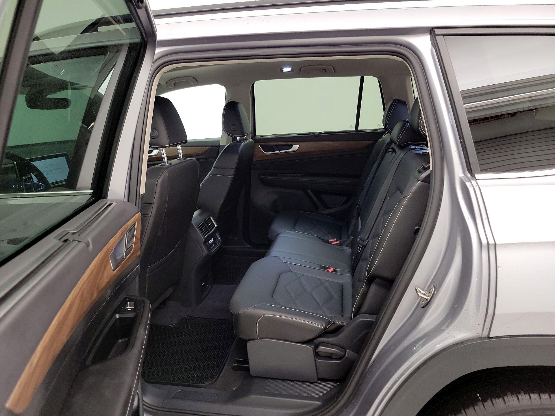 Thumbnail: 2024 Volkswagen Atlas - 20