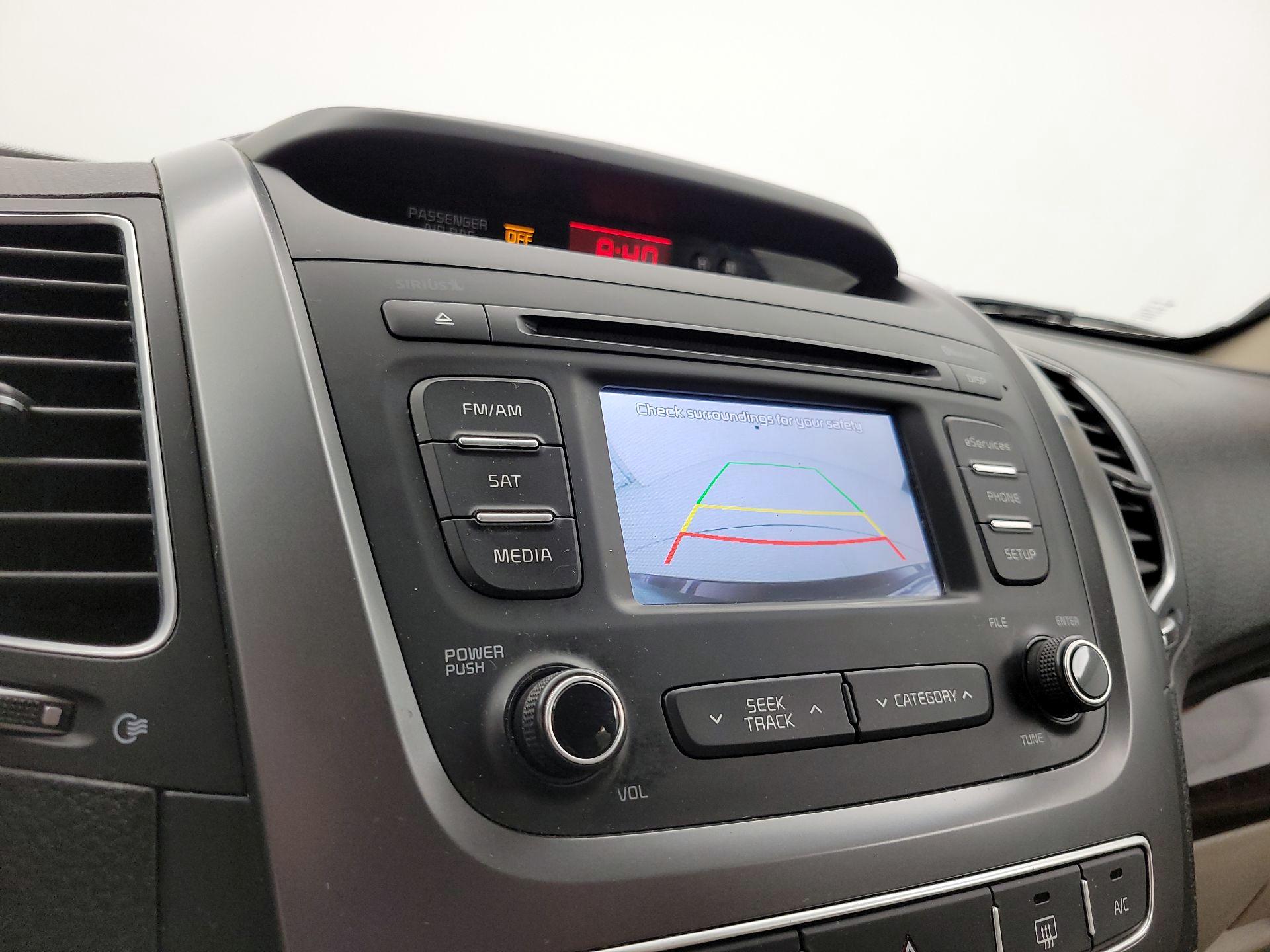 Thumbnail: 2015 Kia Sorento - 14