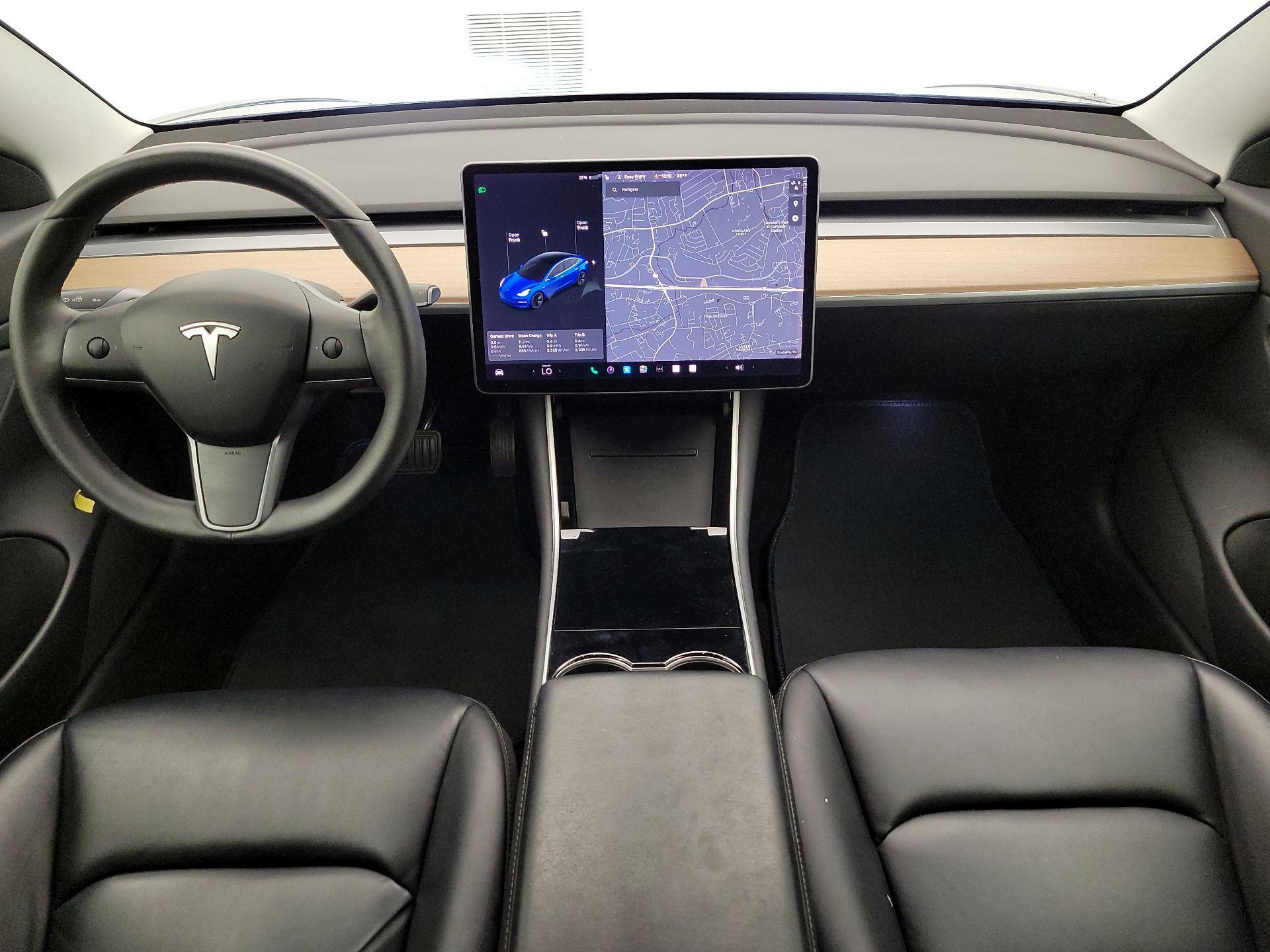 Thumbnail: 2020 Tesla Model 3 - 9