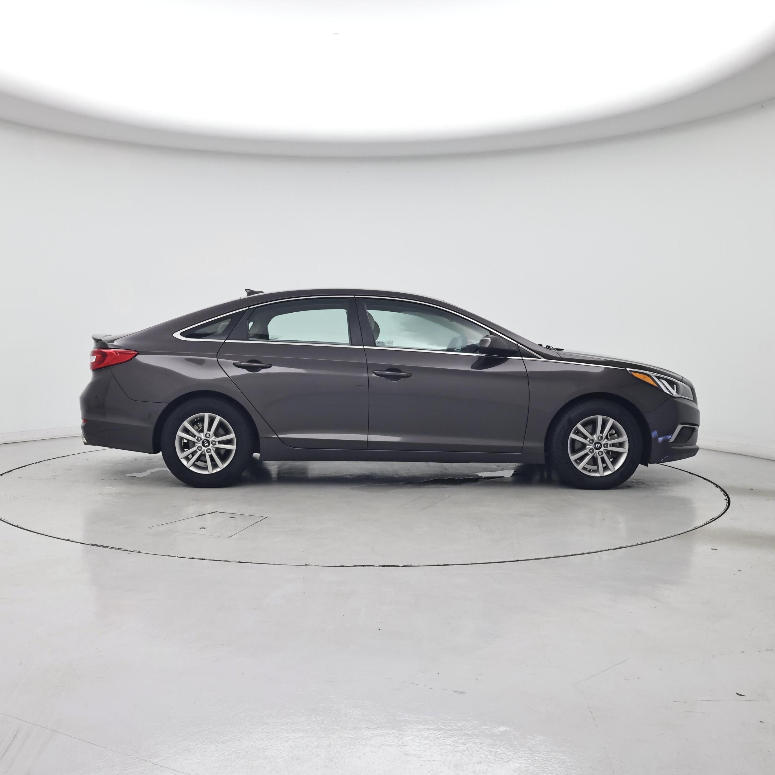 Thumbnail: 2017 Hyundai Sonata - 7
