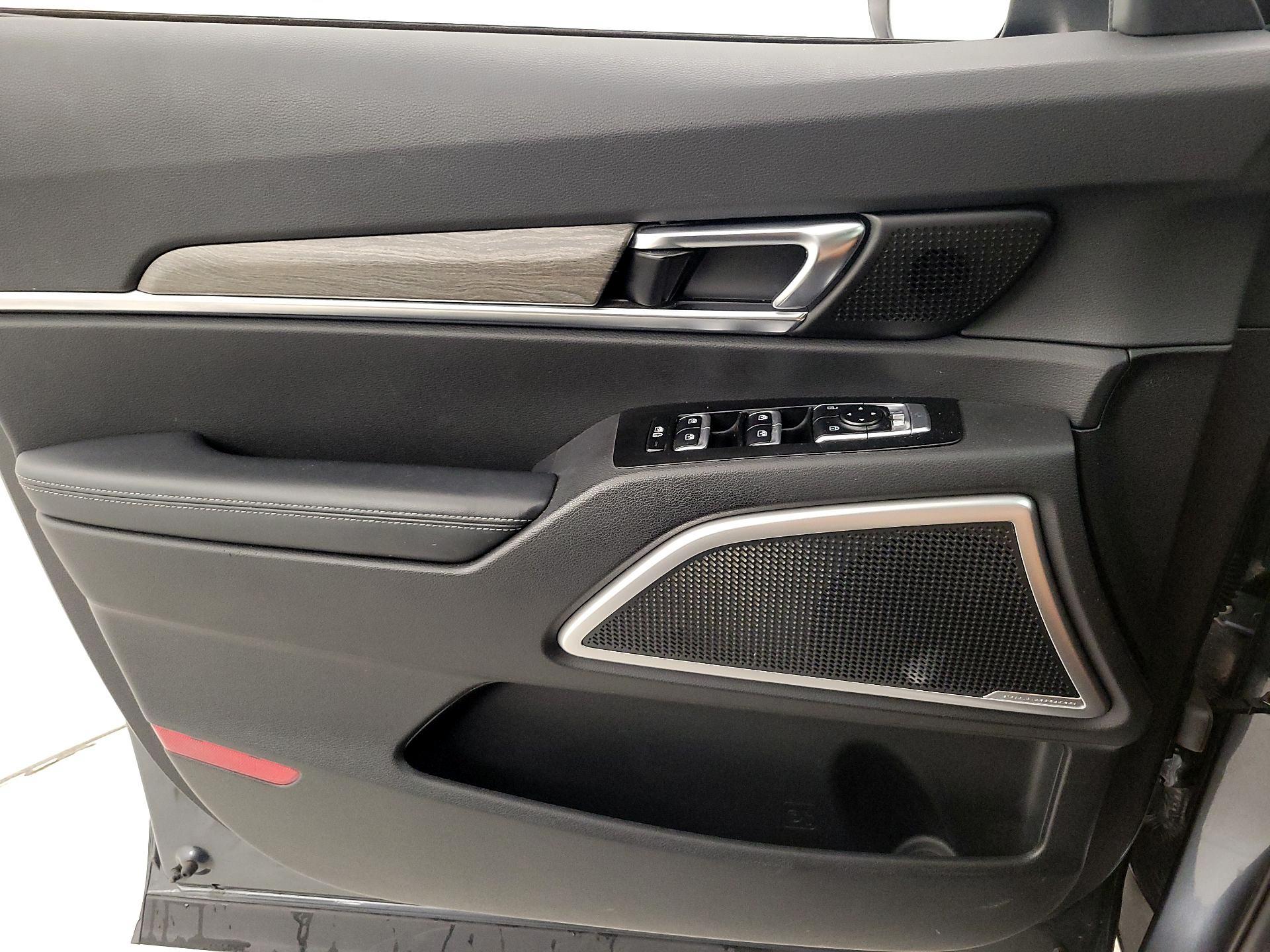 Thumbnail: 2022 Kia Telluride - 12