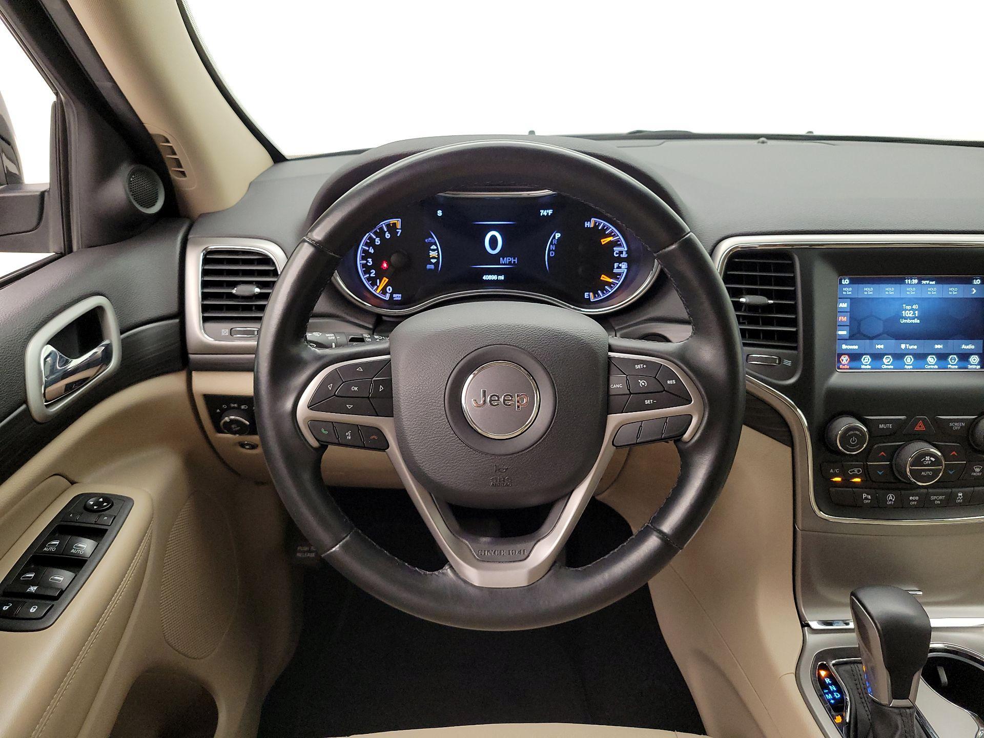 Thumbnail: 2021 Jeep Grand Cherokee - 10