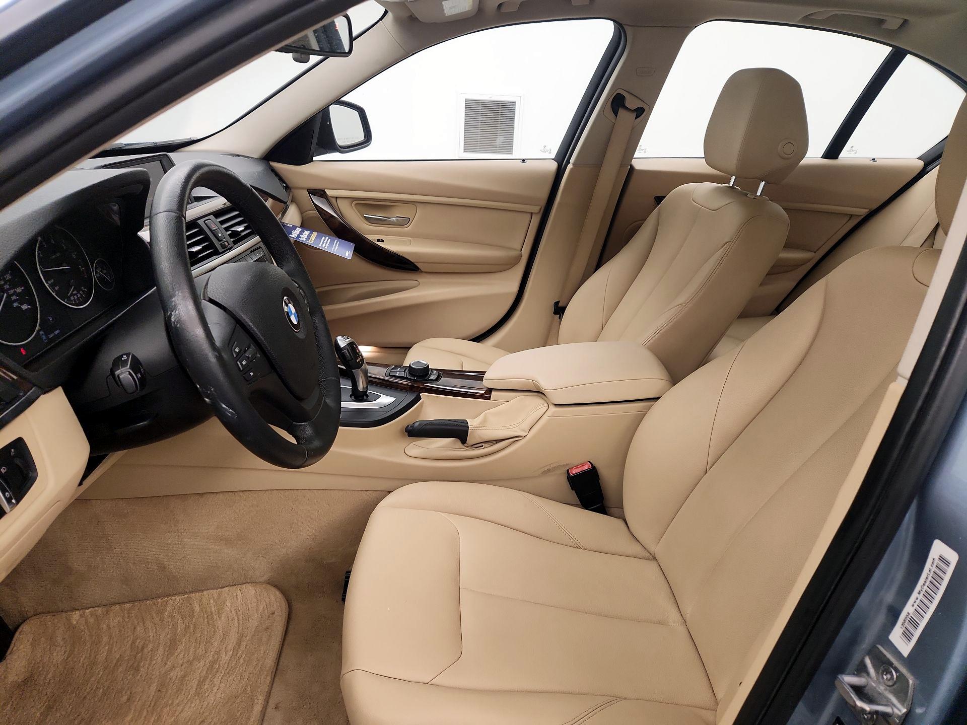 Thumbnail: 2014 BMW 3 Series - 11