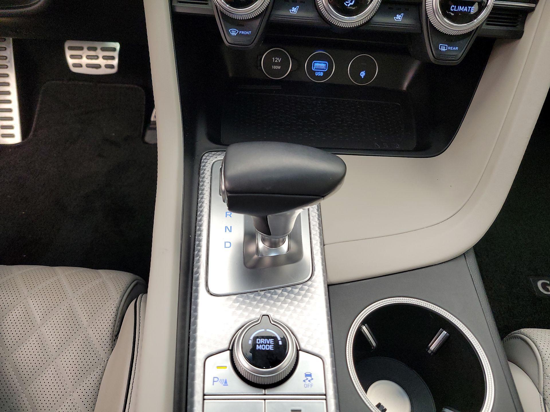 Thumbnail: 2023 Genesis G70 - 18