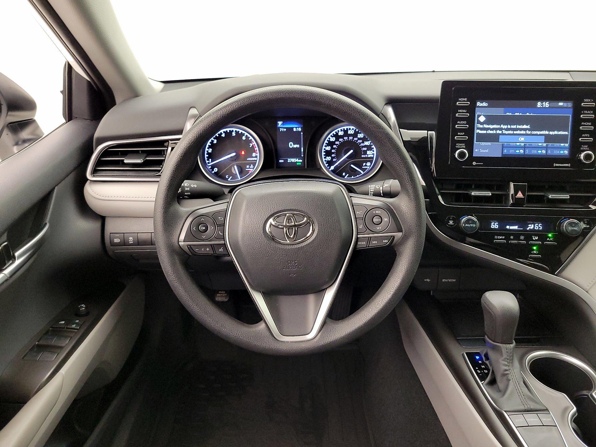 Thumbnail: 2023 Toyota Camry - 10