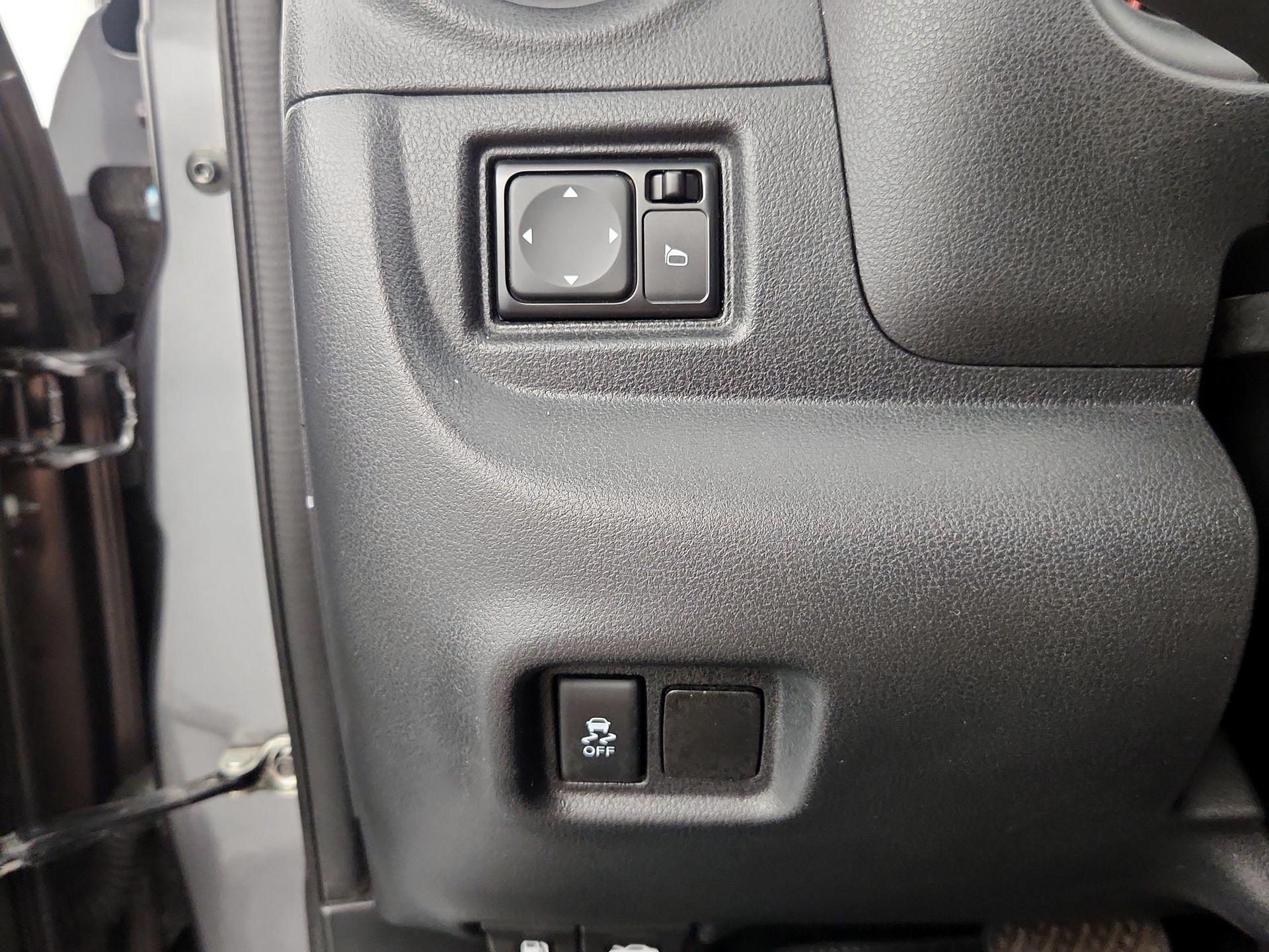 Thumbnail: 2019 Nissan Versa - 13