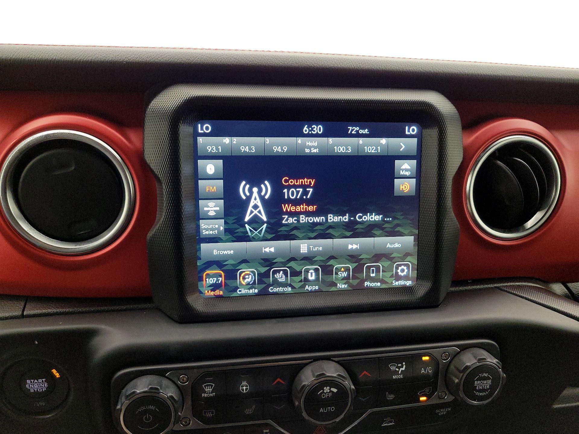 Thumbnail: 2022 Jeep Wrangler - 16