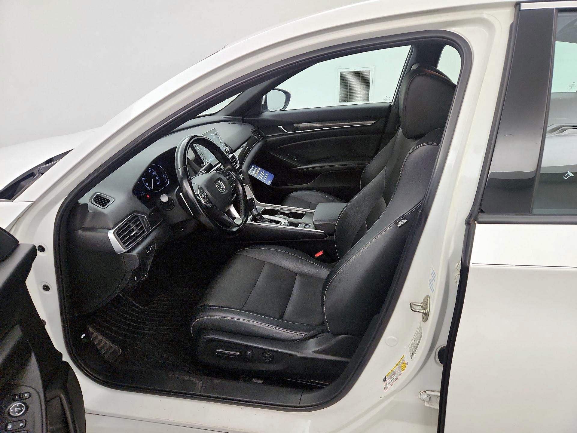 Thumbnail: 2019 Honda Accord - 11