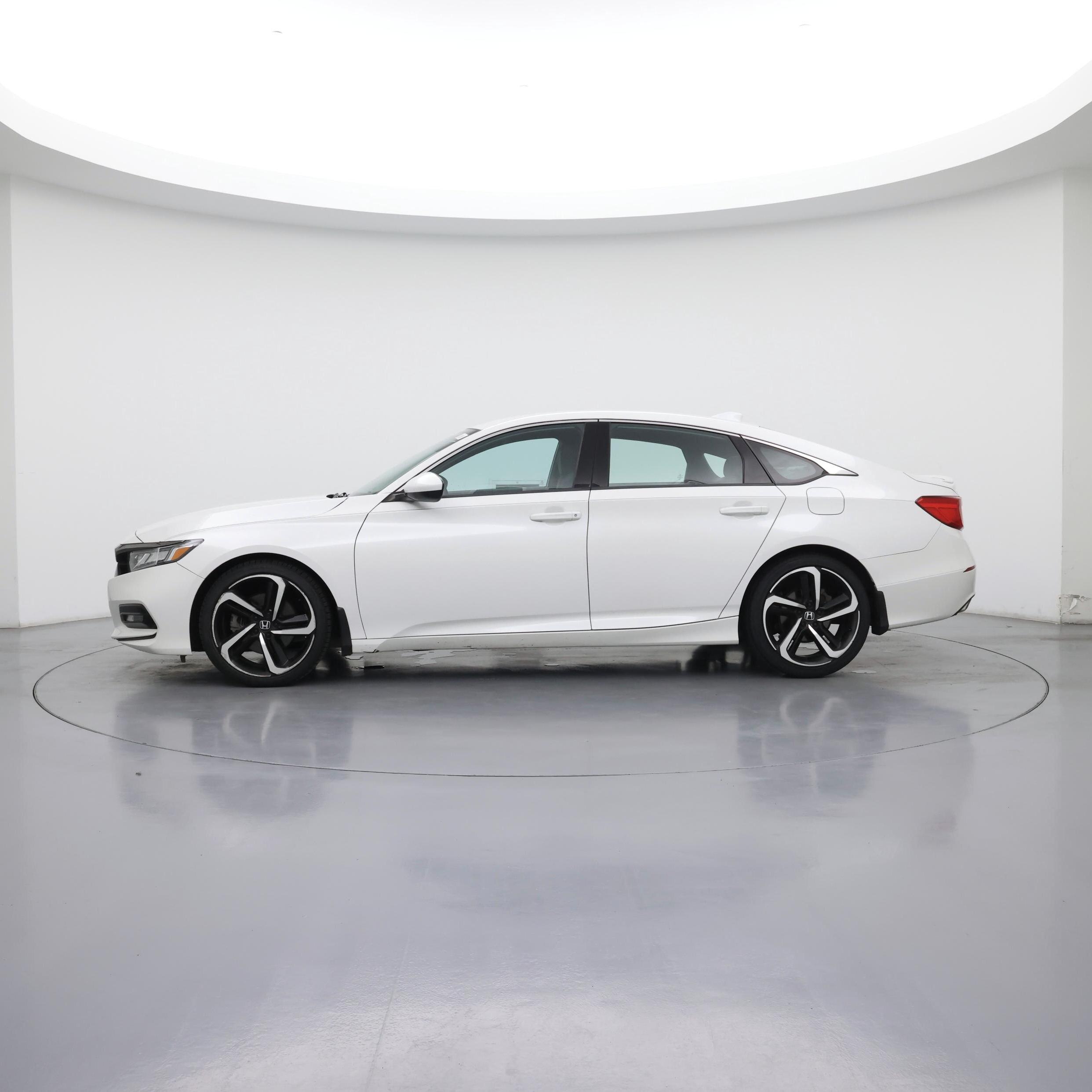 Thumbnail: 2019 Honda Accord - 3