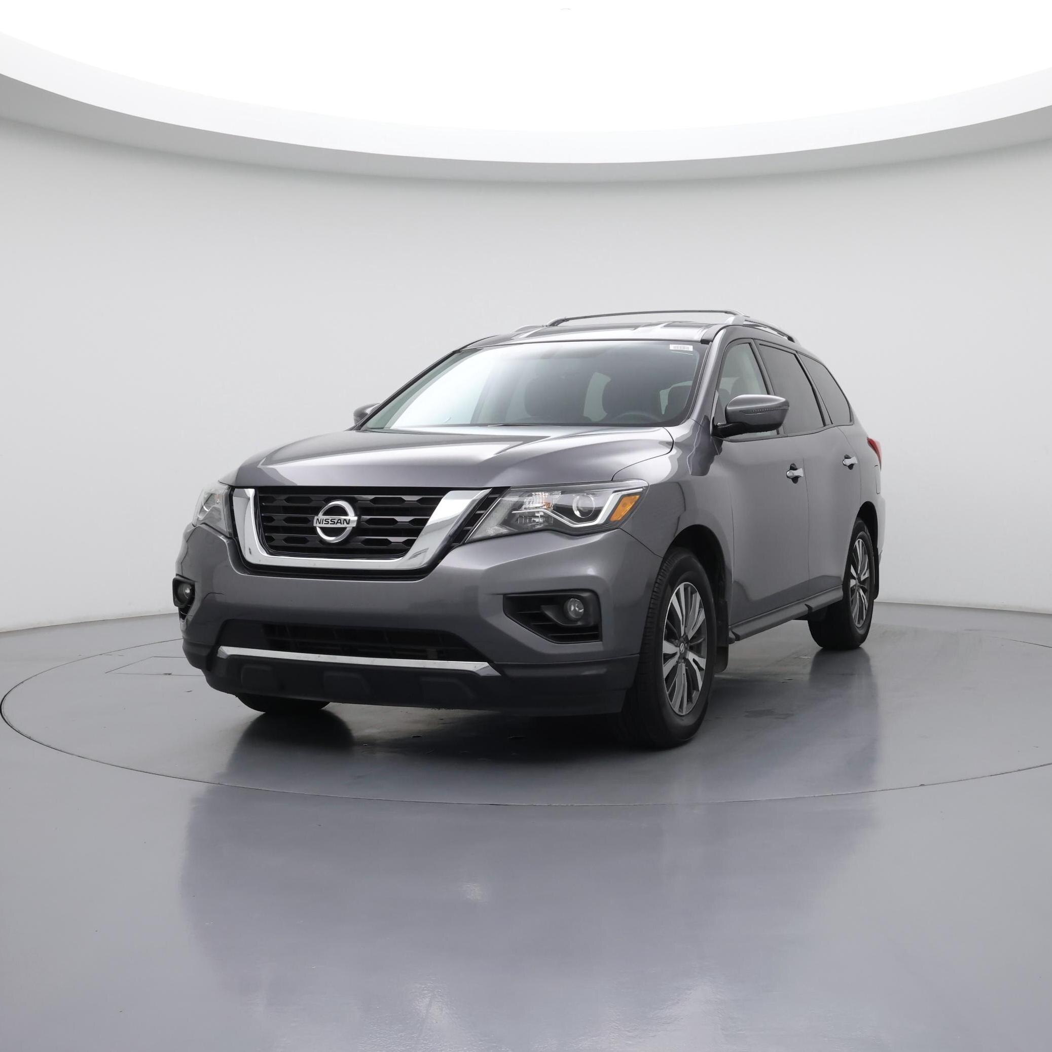 Thumbnail: 2017 Nissan Pathfinder - 4