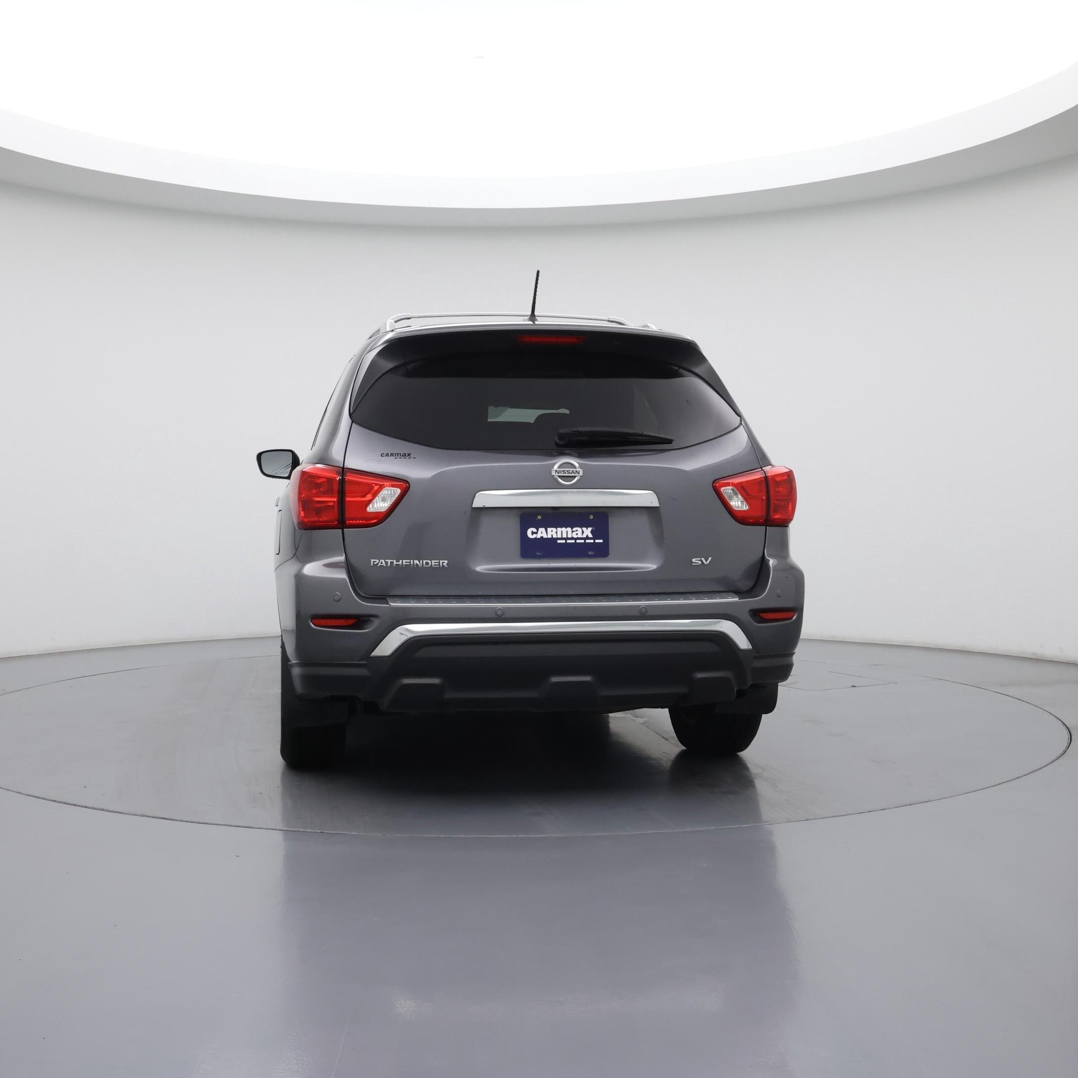 Thumbnail: 2017 Nissan Pathfinder - 6