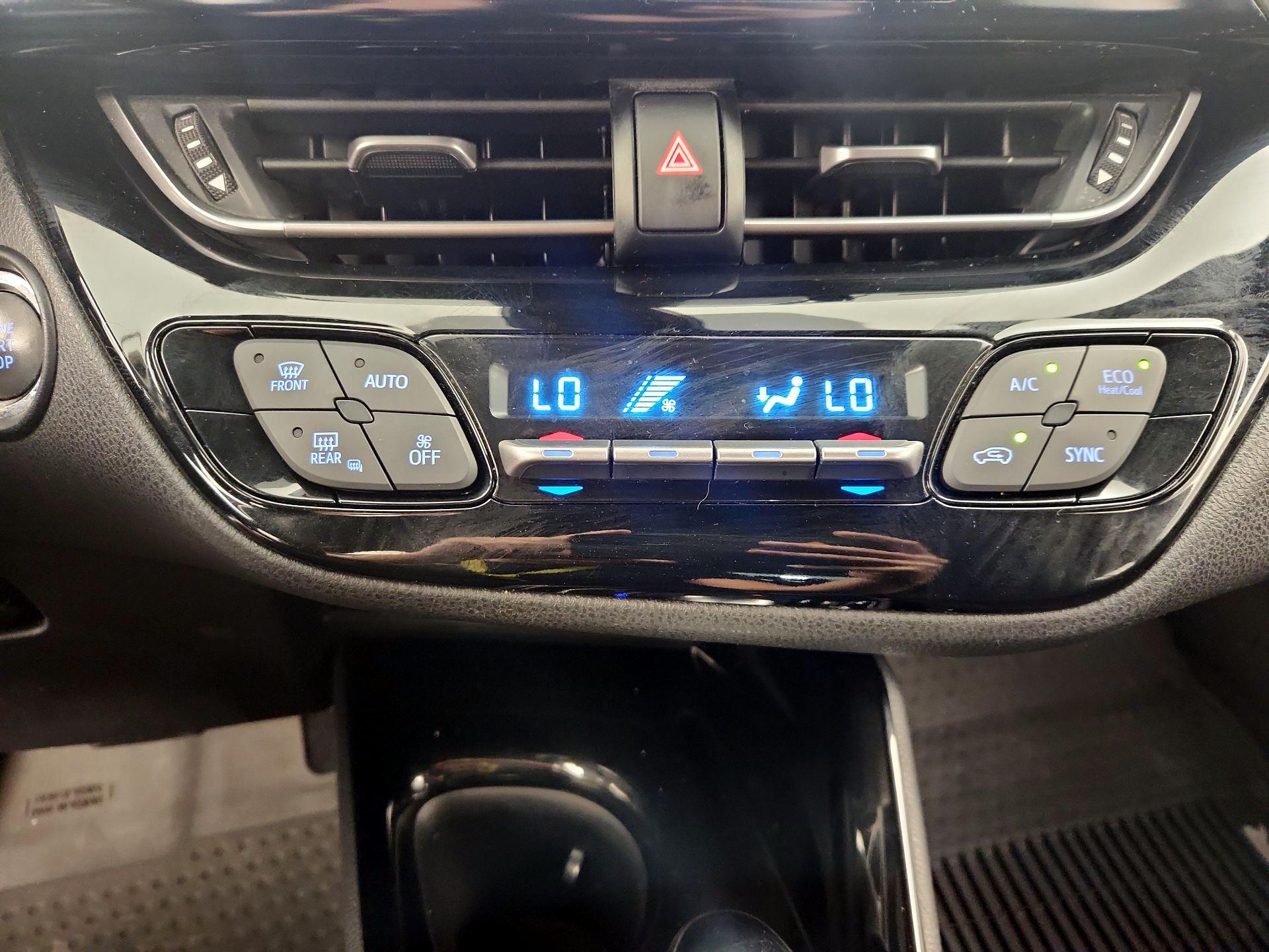 Thumbnail: 2019 Toyota C-HR - 16