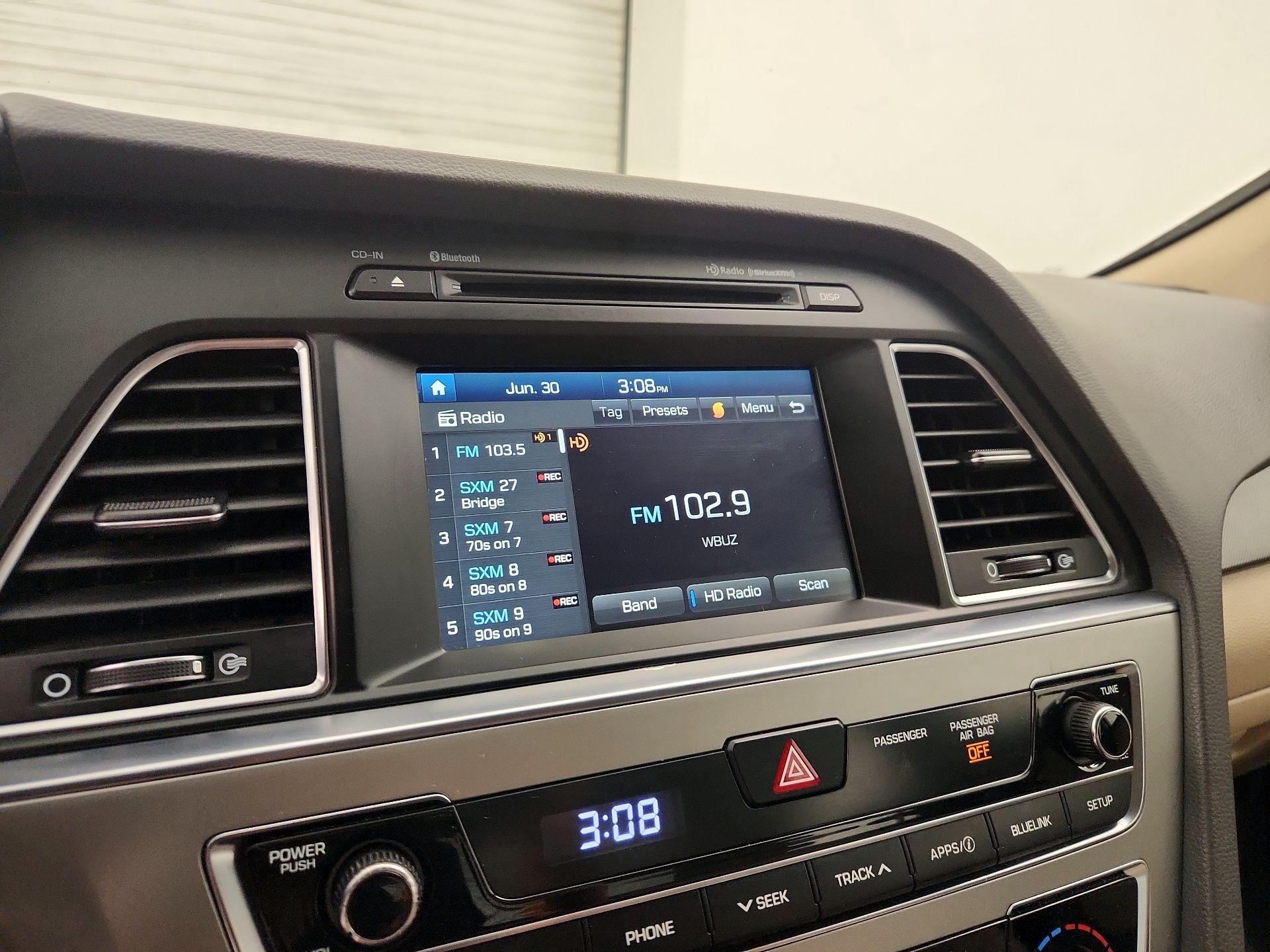 Thumbnail: 2016 Hyundai Sonata - 15