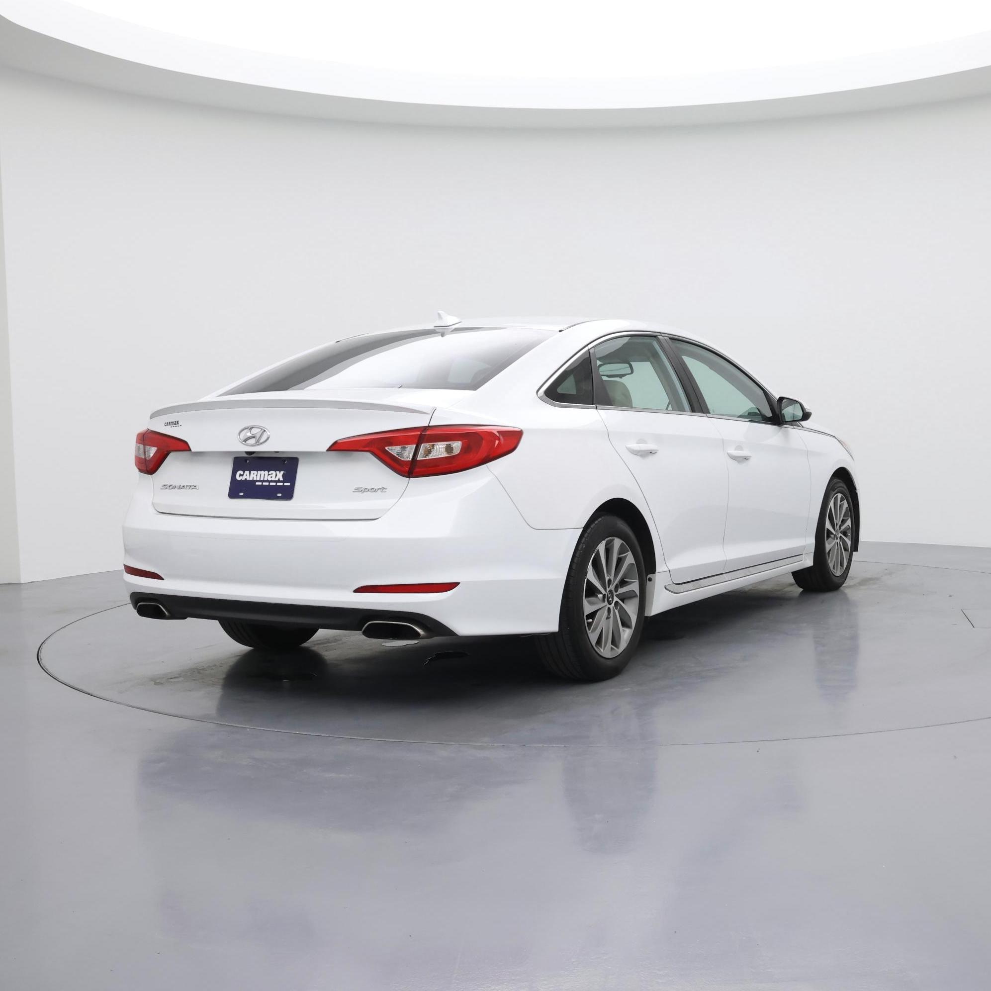 Thumbnail: 2016 Hyundai Sonata - 8