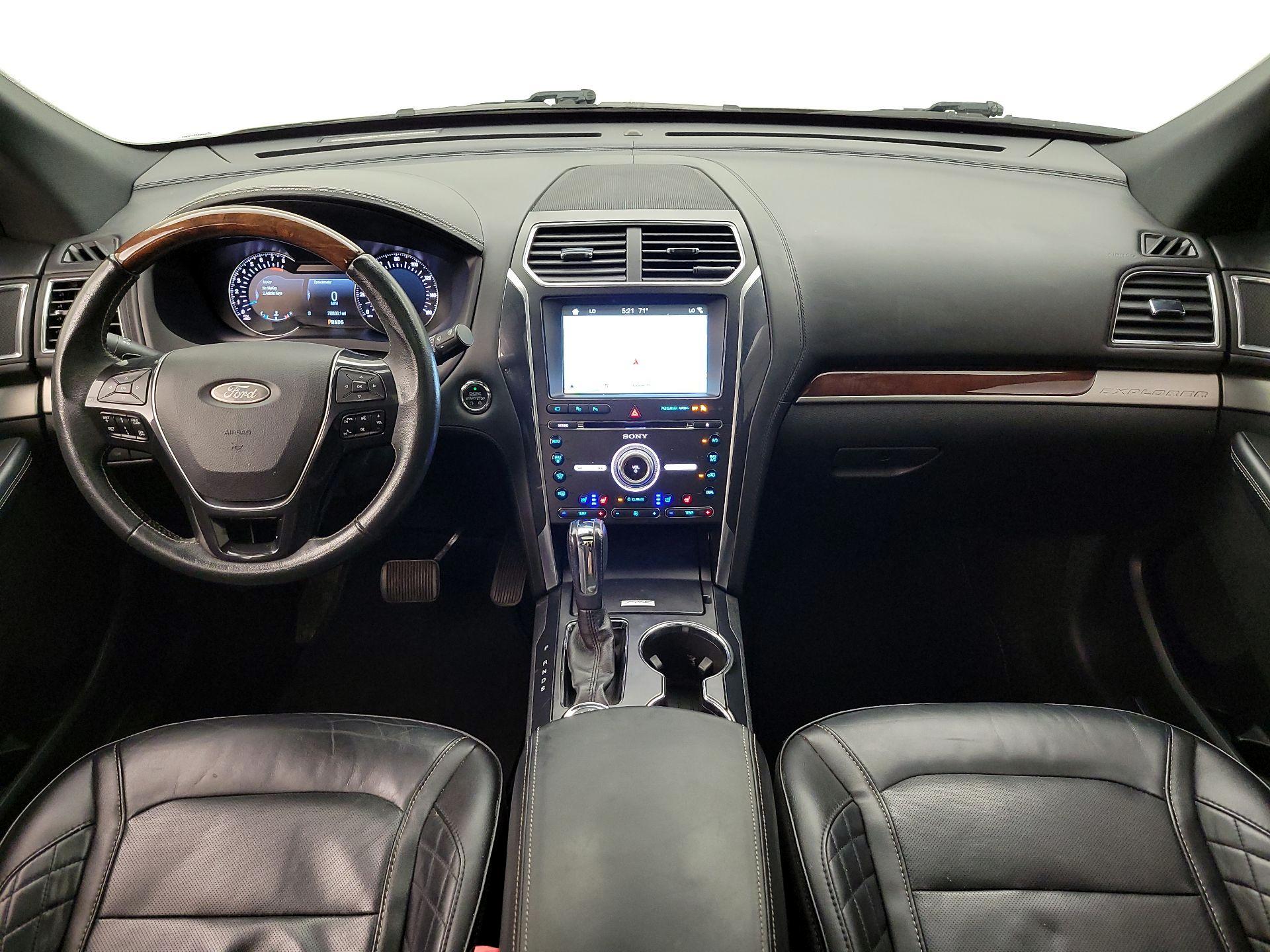 Thumbnail: 2018 Ford Explorer - 9