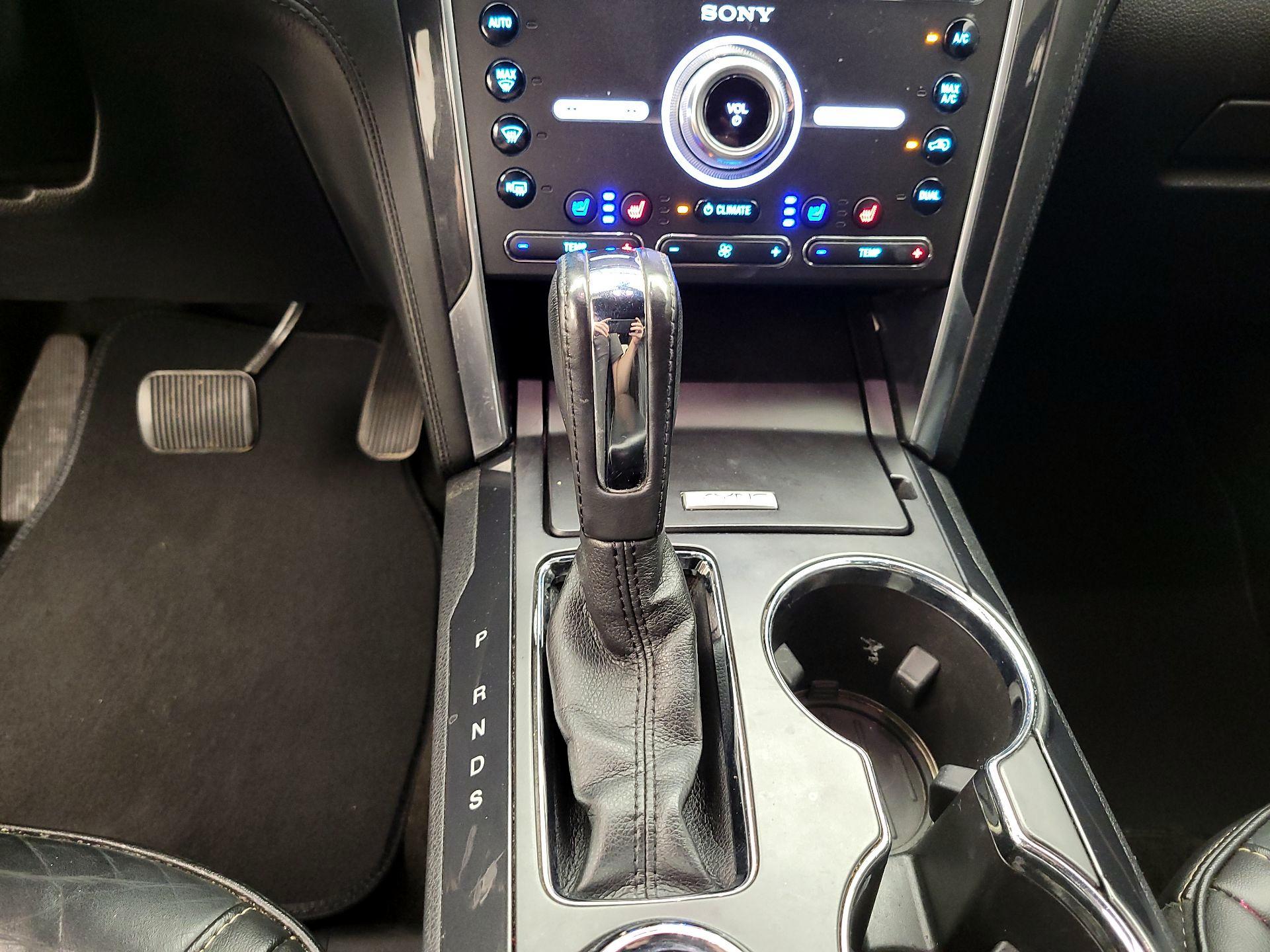 Thumbnail: 2018 Ford Explorer - 18