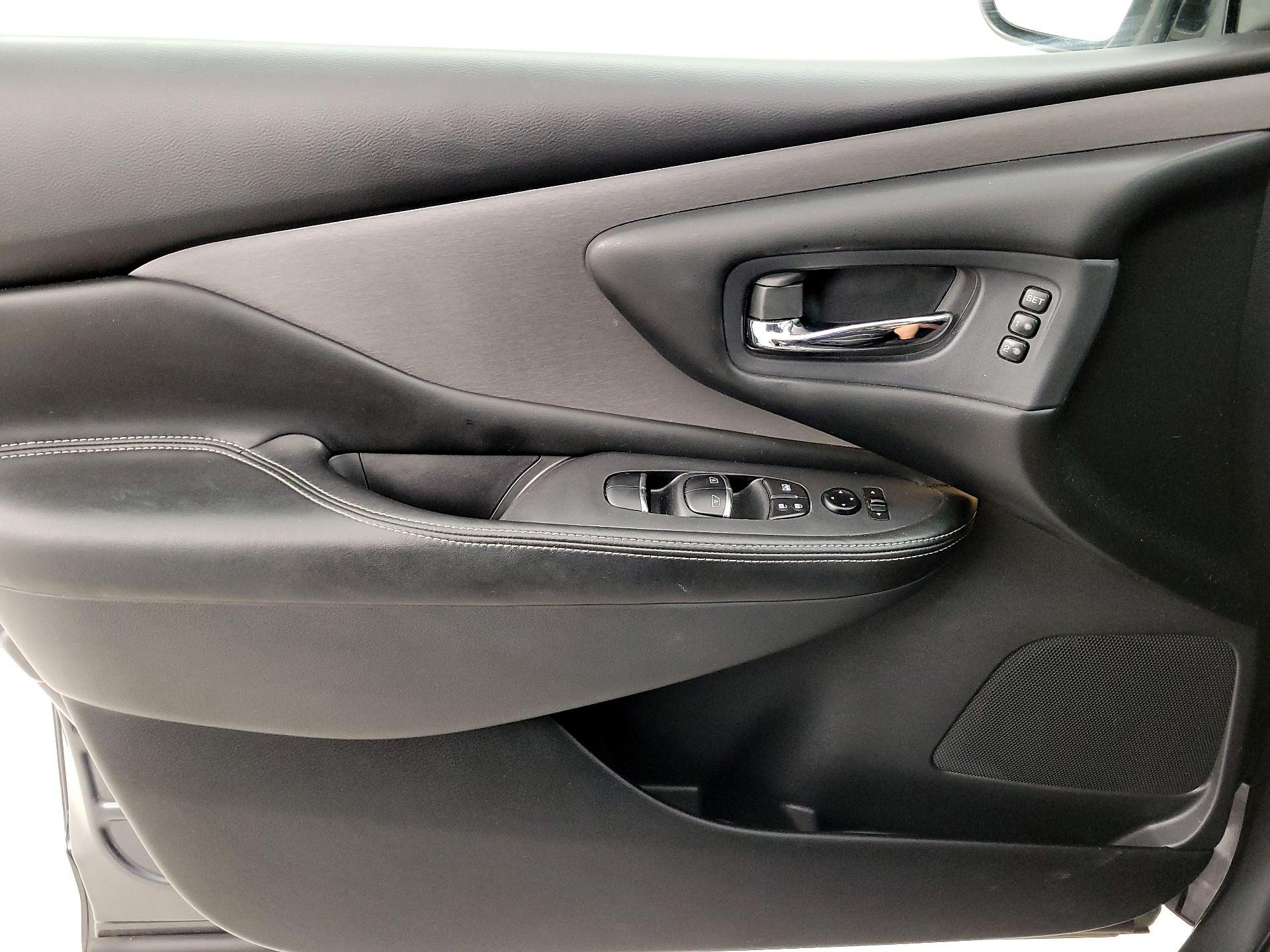 Thumbnail: 2019 Nissan Murano - 12