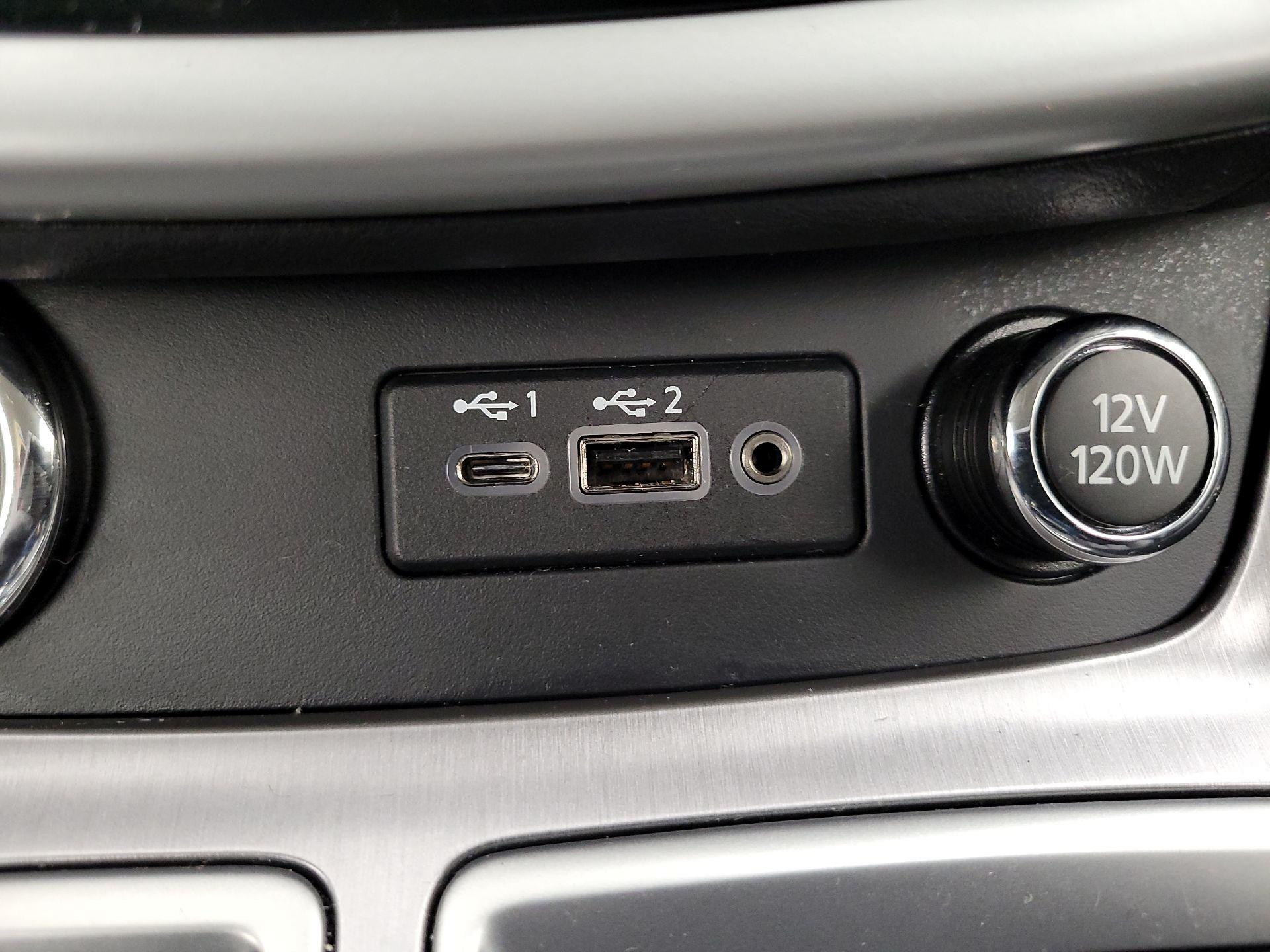 Thumbnail: 2019 Nissan Murano - 19
