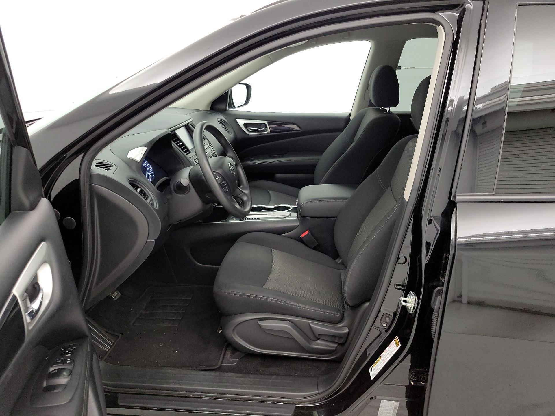 Thumbnail: 2020 Nissan Pathfinder - 11