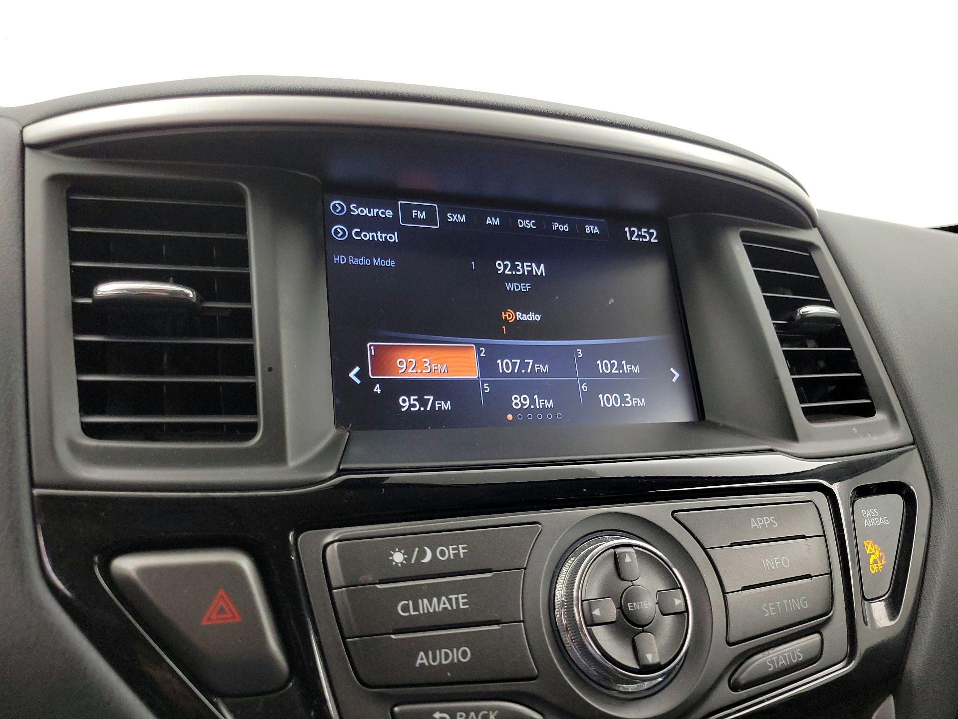 Thumbnail: 2020 Nissan Pathfinder - 15