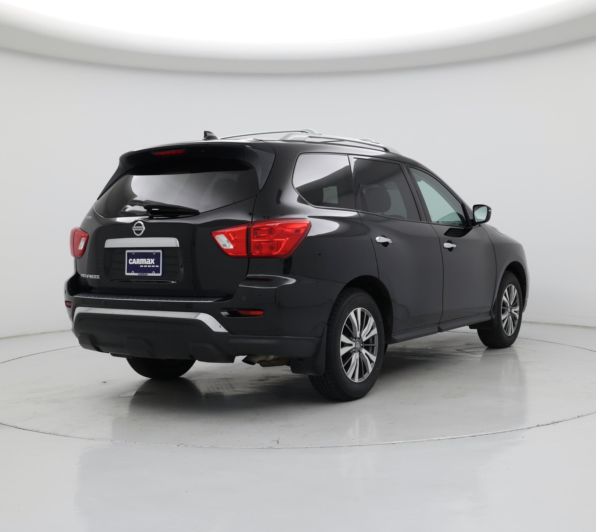 Thumbnail: 2020 Nissan Pathfinder - 8