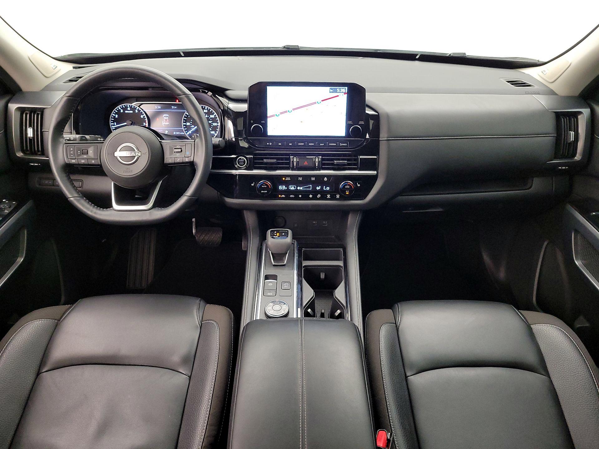 Thumbnail: 2023 Nissan Pathfinder - 9
