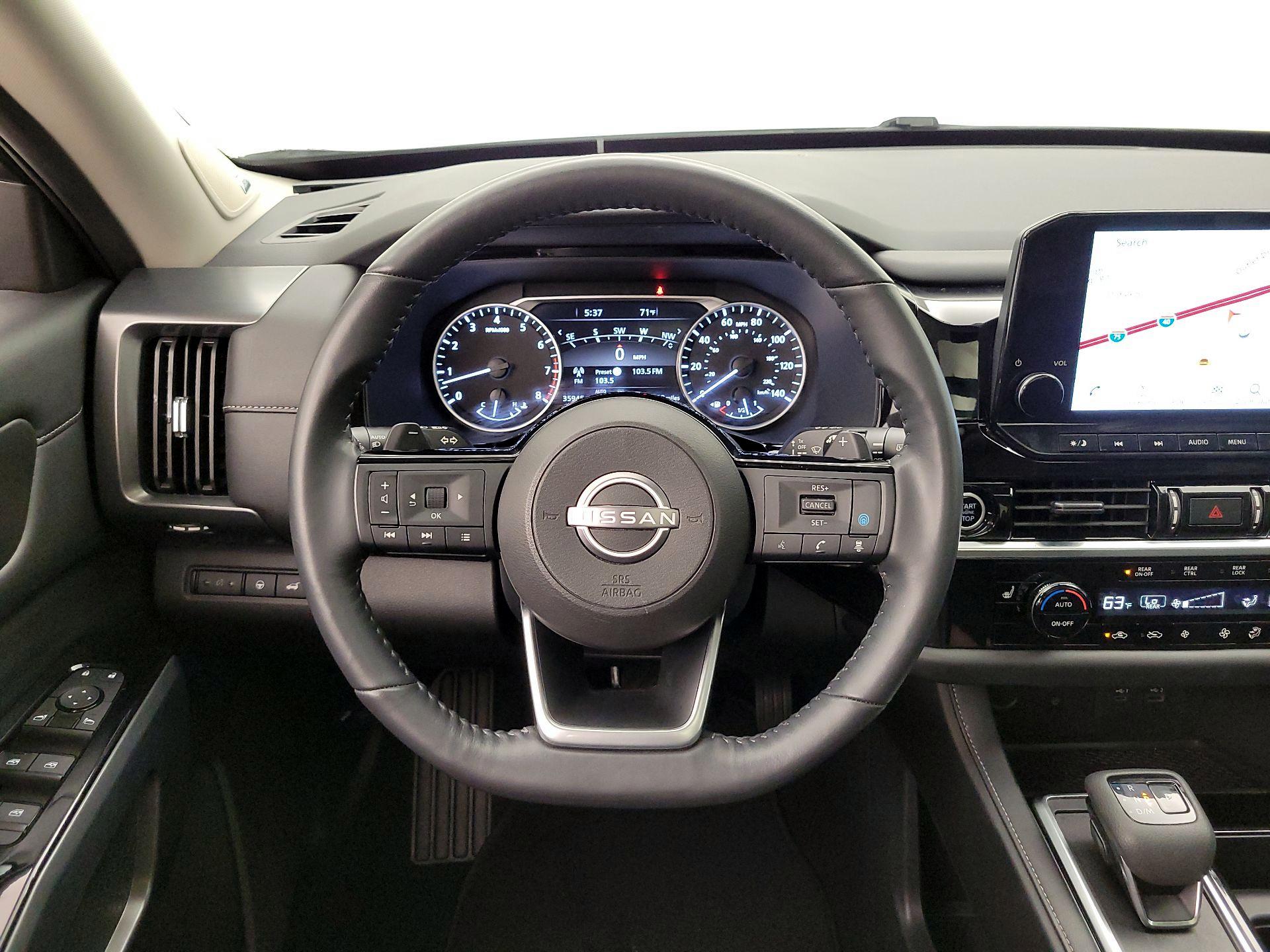 Thumbnail: 2023 Nissan Pathfinder - 10