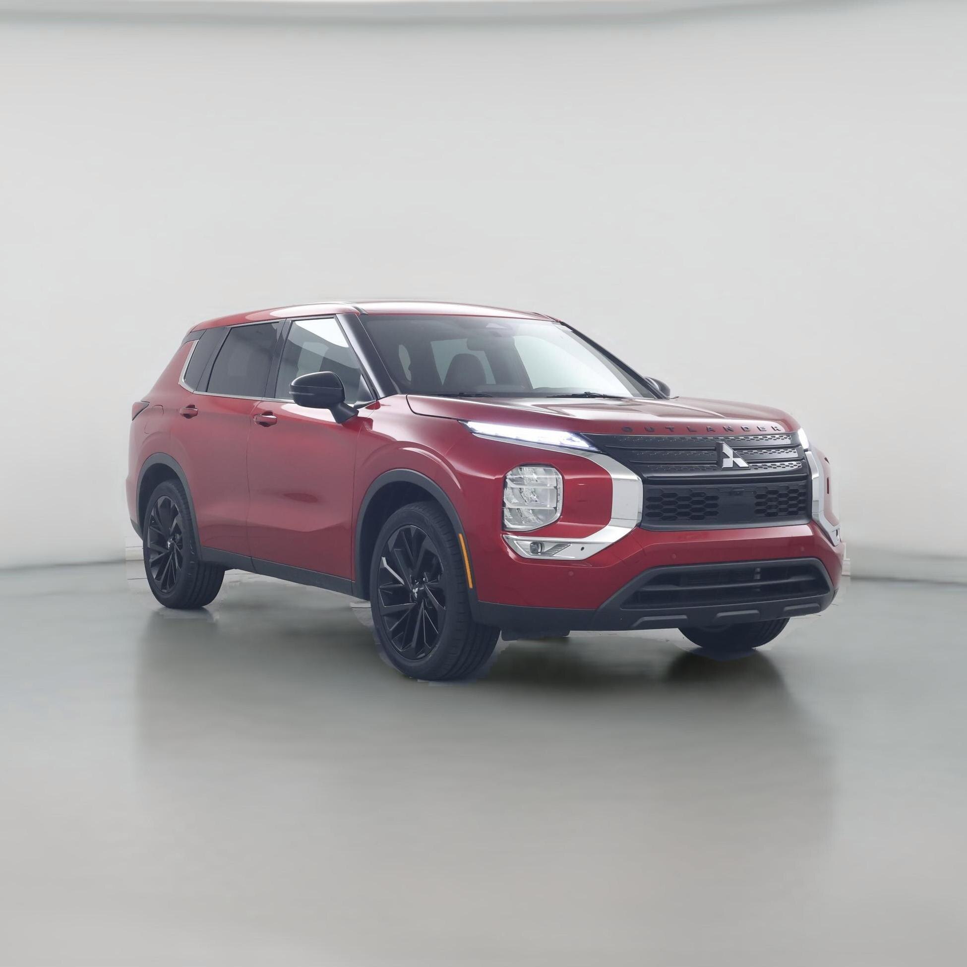 Thumbnail: 2023 Mitsubishi Outlander - 1