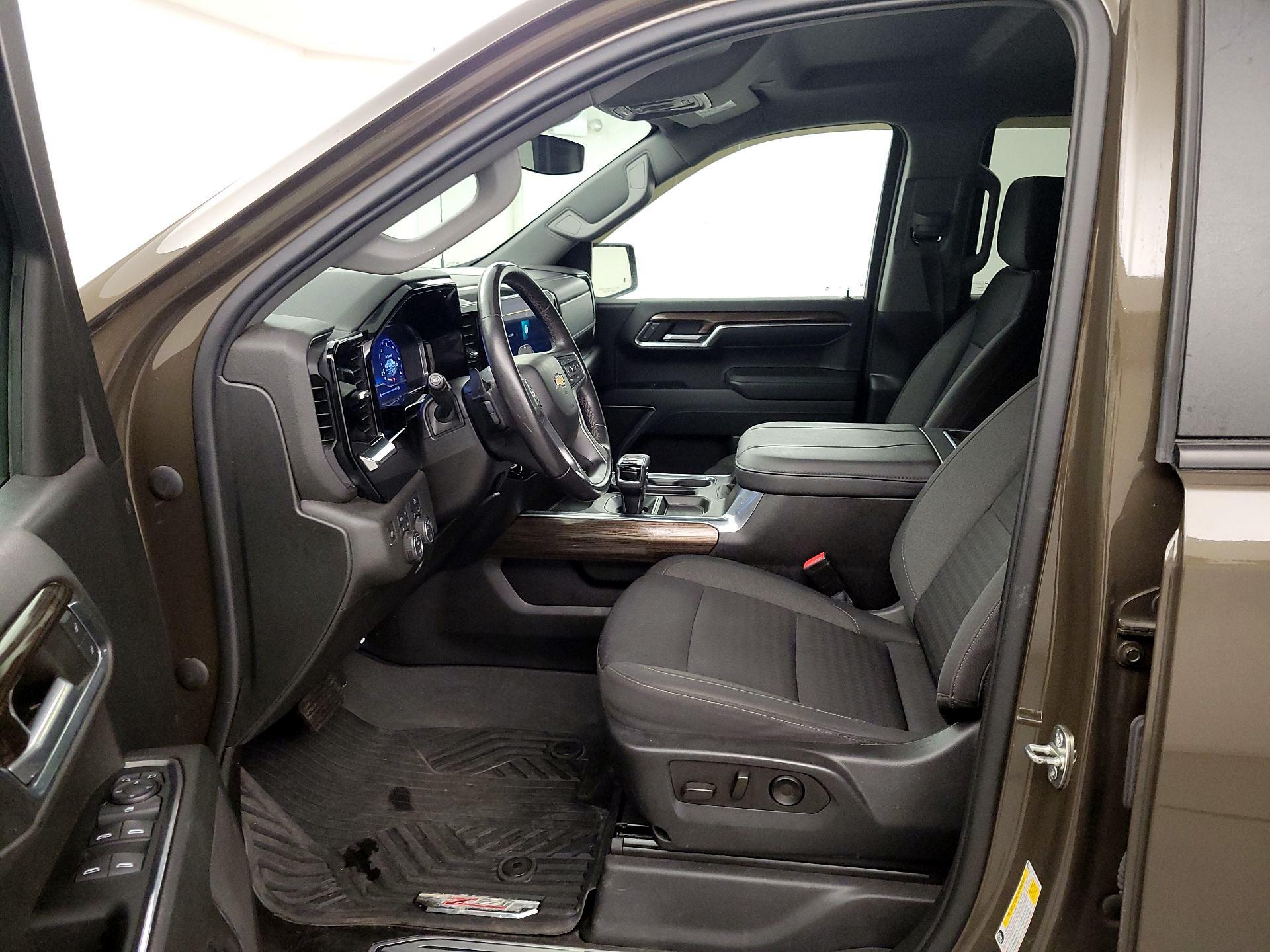 Thumbnail: 2023 Chevrolet Silverado 1500 - 11
