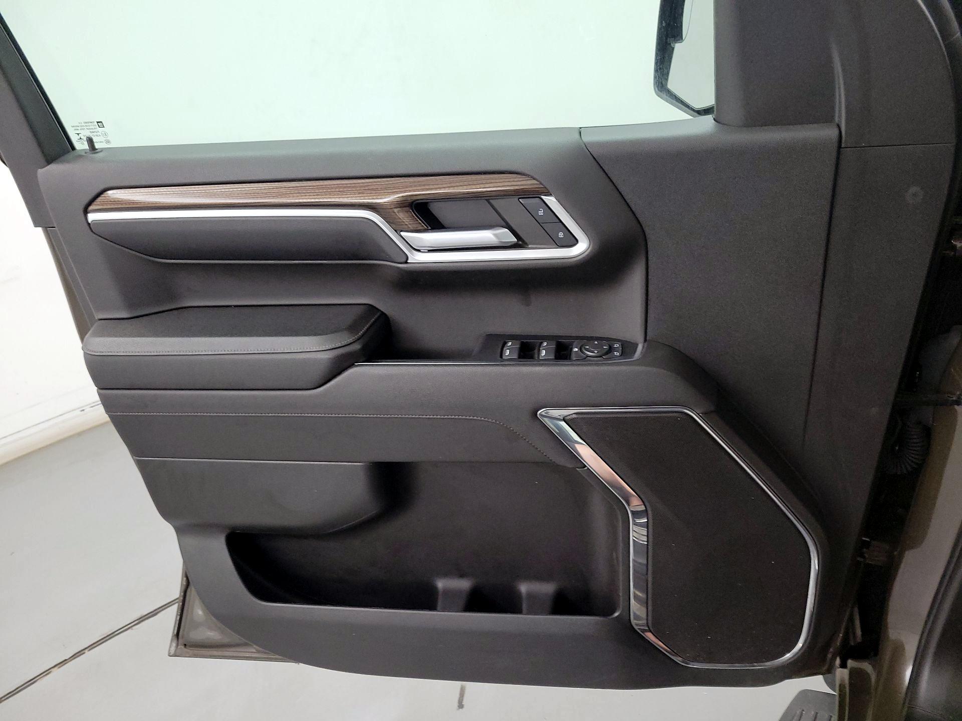 Thumbnail: 2023 Chevrolet Silverado 1500 - 12