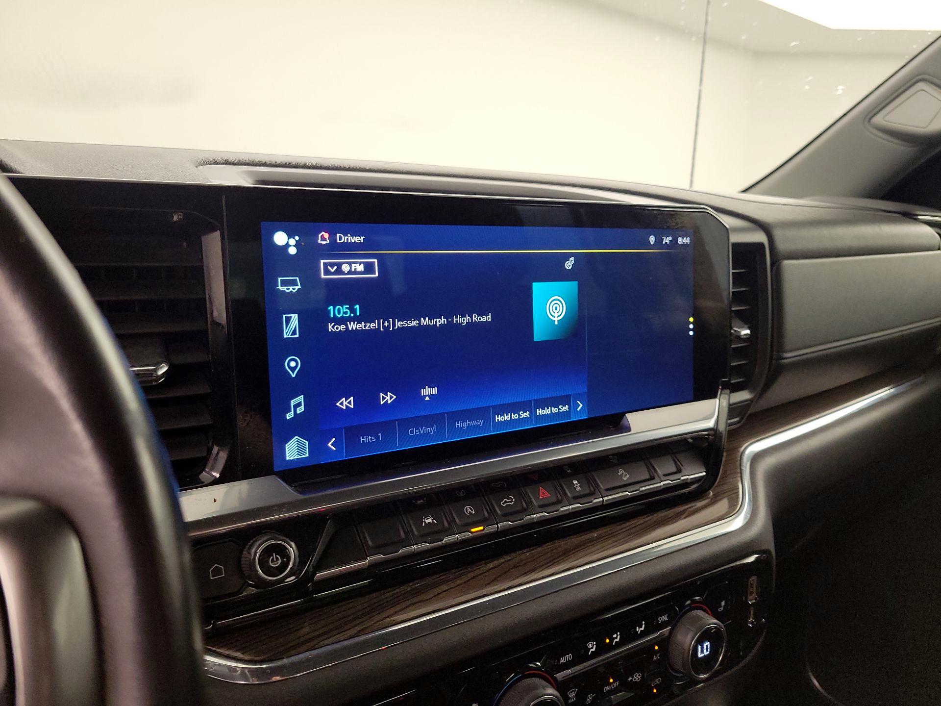 Thumbnail: 2023 Chevrolet Silverado 1500 - 15