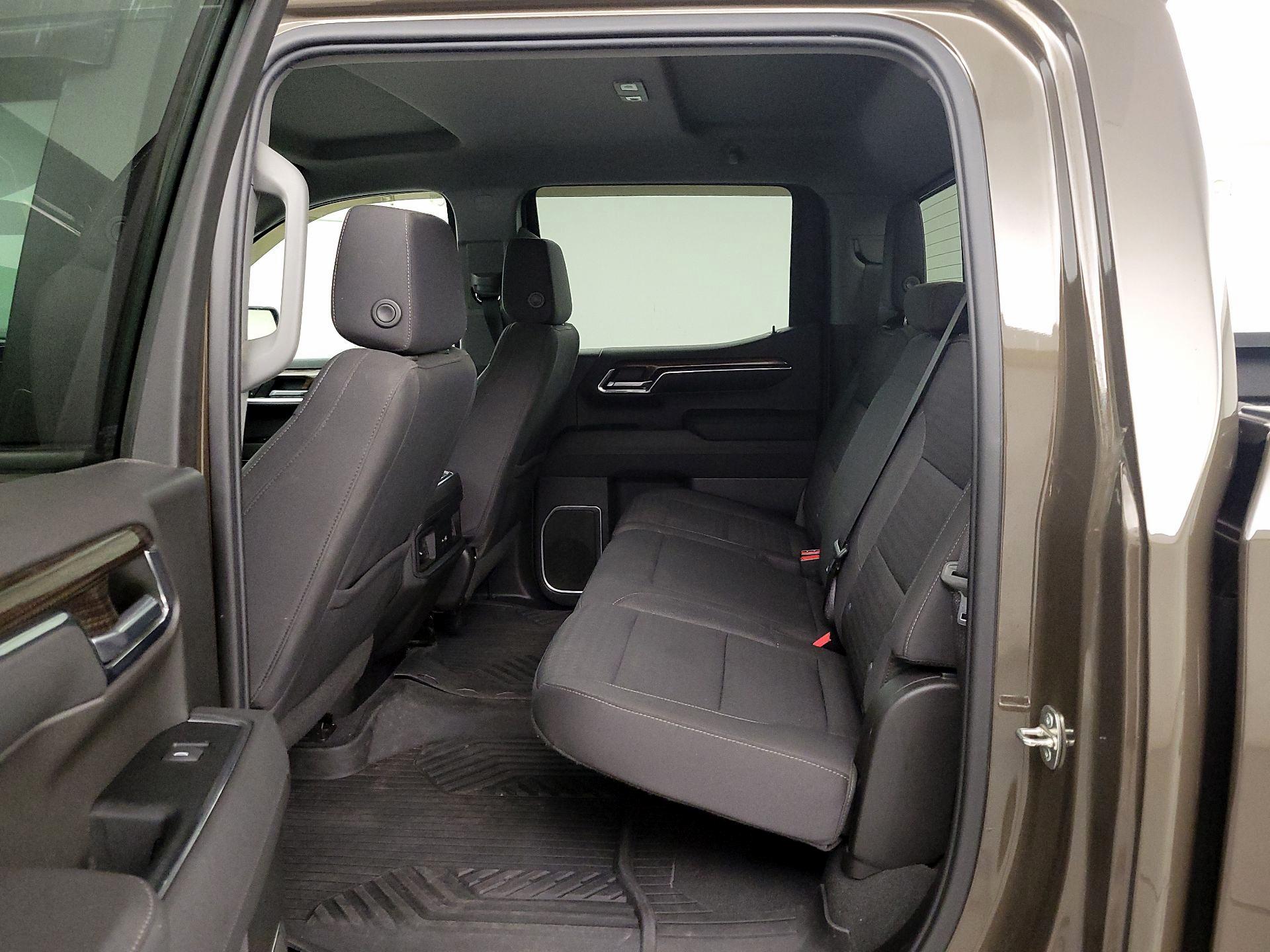 Thumbnail: 2023 Chevrolet Silverado 1500 - 19